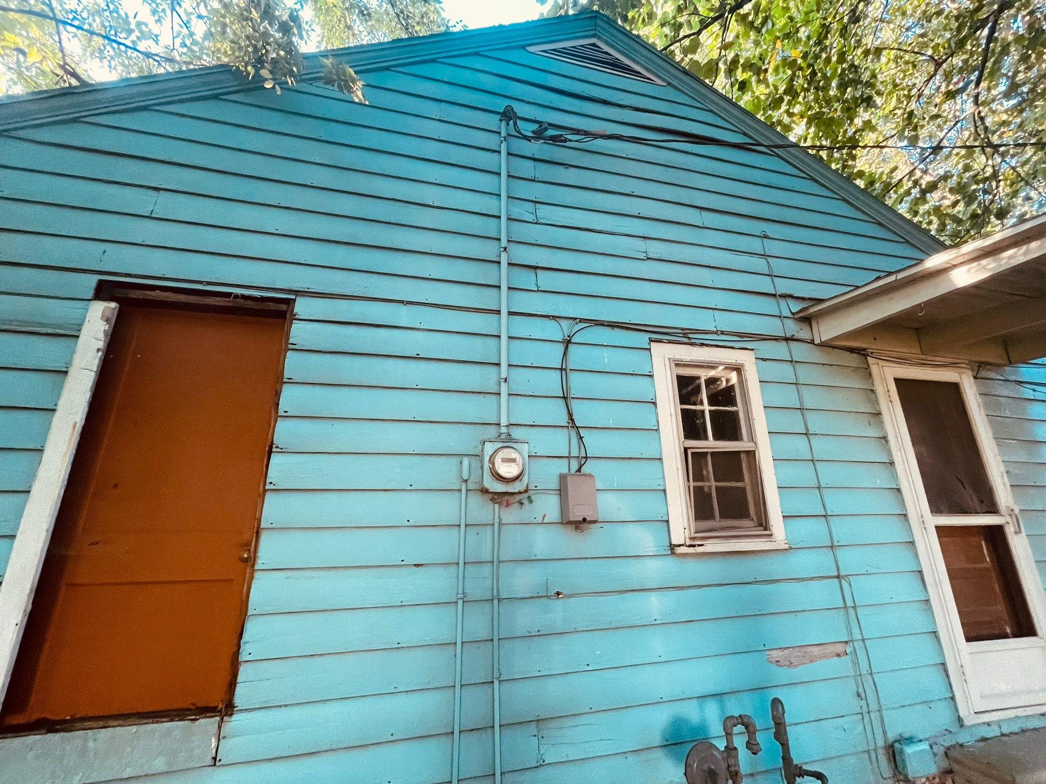 2028 Hall Street, Owensboro, Kentucky 42303, 2 Bedrooms Bedrooms, ,1 BathroomBathrooms,Single Family Residence,For Sale,Hall Street,92865