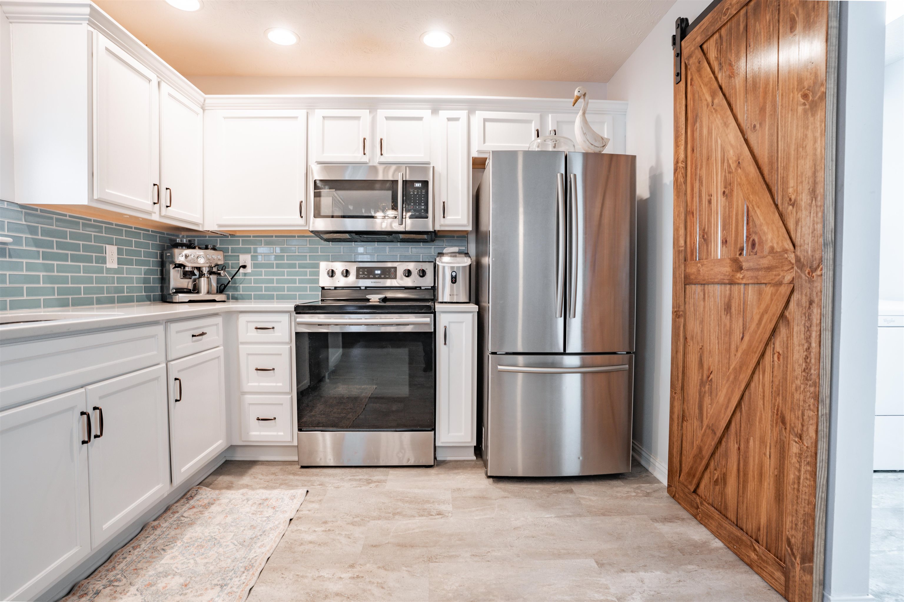 420 Newbury Ct, Owensboro, Kentucky 42301, 3 Bedrooms Bedrooms, ,2 BathroomsBathrooms,Single Family Residence,For Sale,Newbury Ct,92867