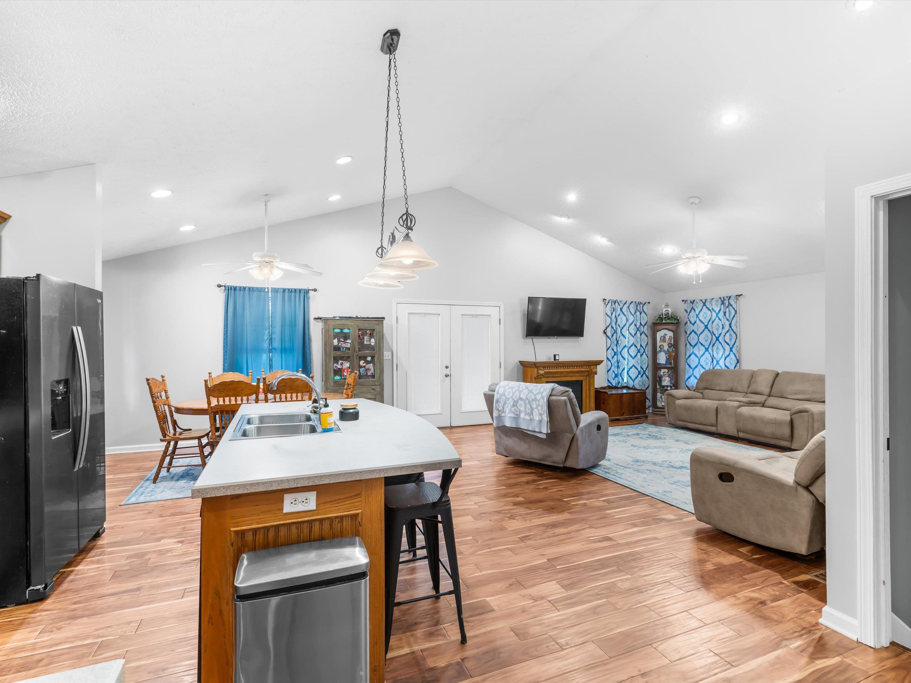1187 Sugar Grove Rd, Whitesville, Kentucky 42378, 2 Bedrooms Bedrooms, ,3 BathroomsBathrooms,Single Family Residence,For Sale,Sugar Grove Rd,92868