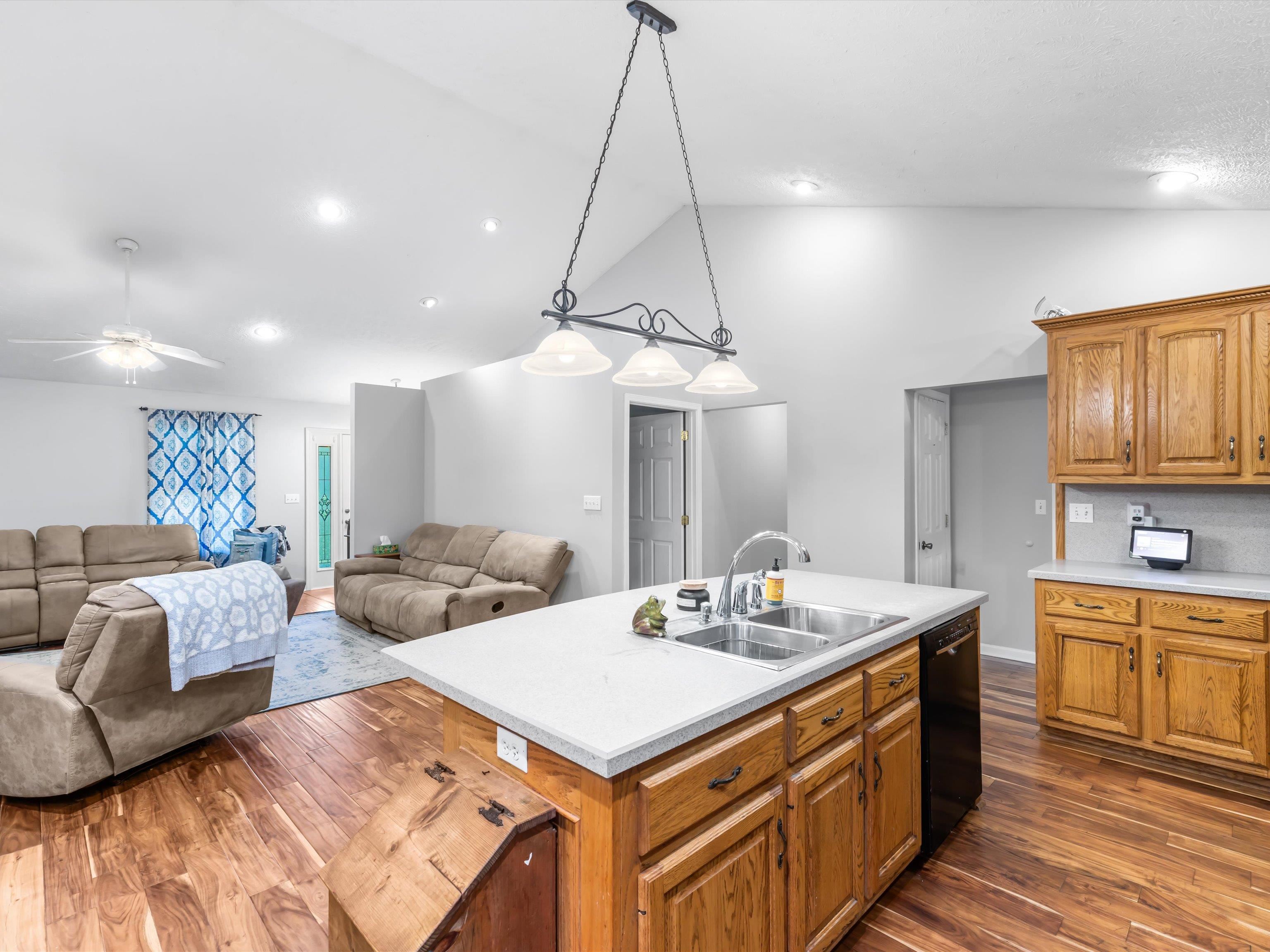 1187 Sugar Grove Rd, Whitesville, Kentucky 42378, 2 Bedrooms Bedrooms, ,3 BathroomsBathrooms,Single Family Residence,For Sale,Sugar Grove Rd,92868