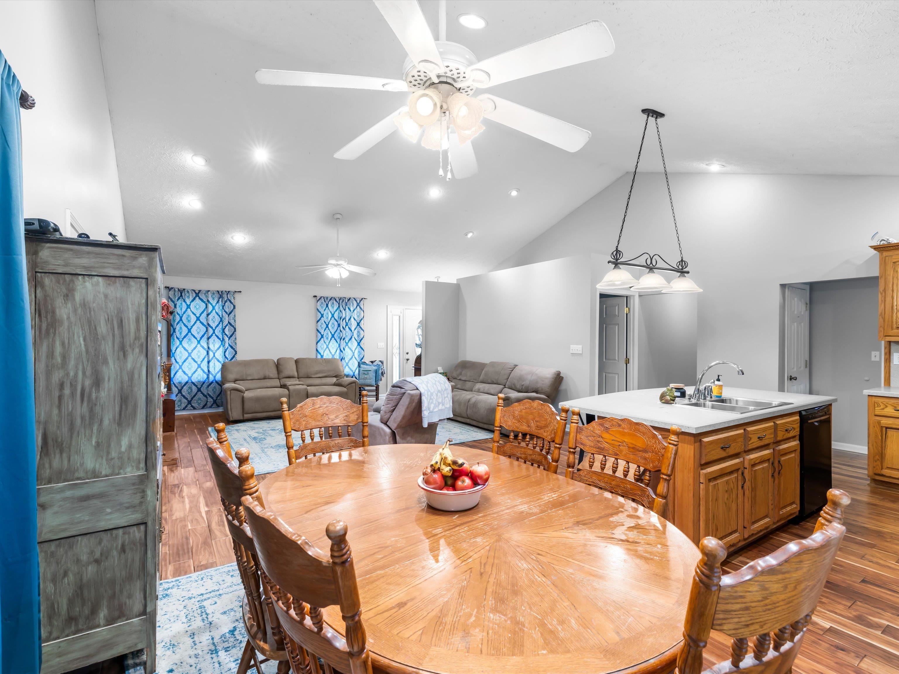 1187 Sugar Grove Rd, Whitesville, Kentucky 42378, 2 Bedrooms Bedrooms, ,3 BathroomsBathrooms,Single Family Residence,For Sale,Sugar Grove Rd,92868