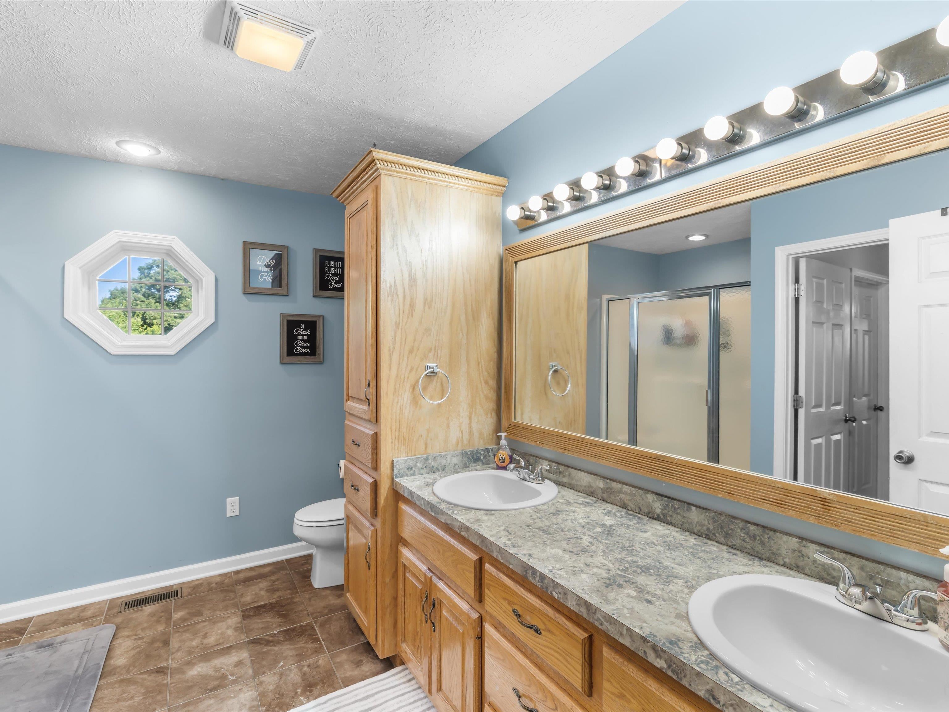 1187 Sugar Grove Rd, Whitesville, Kentucky 42378, 2 Bedrooms Bedrooms, ,3 BathroomsBathrooms,Single Family Residence,For Sale,Sugar Grove Rd,92868