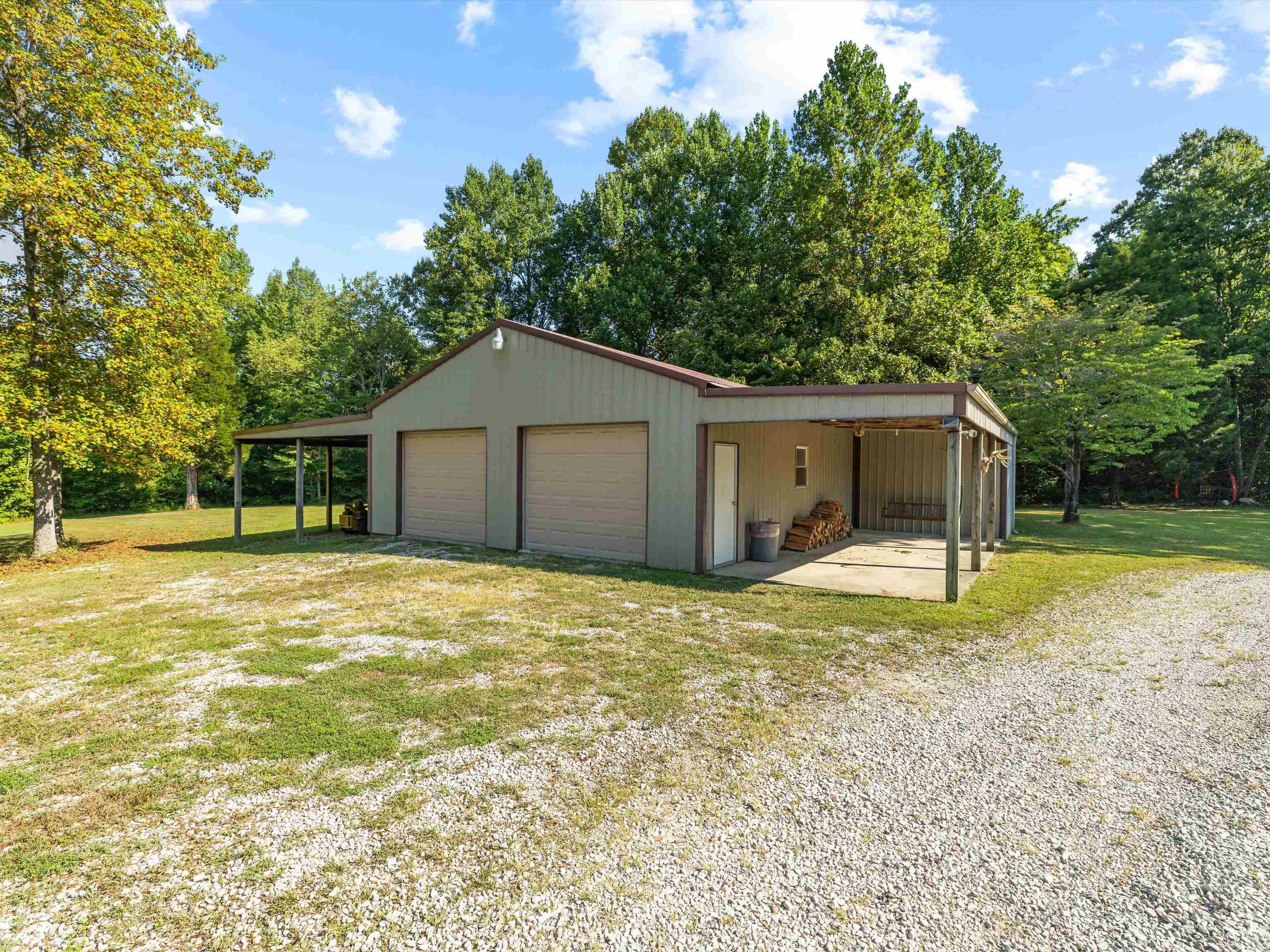 1187 Sugar Grove Rd, Whitesville, Kentucky 42378, 2 Bedrooms Bedrooms, ,3 BathroomsBathrooms,Single Family Residence,For Sale,Sugar Grove Rd,92868