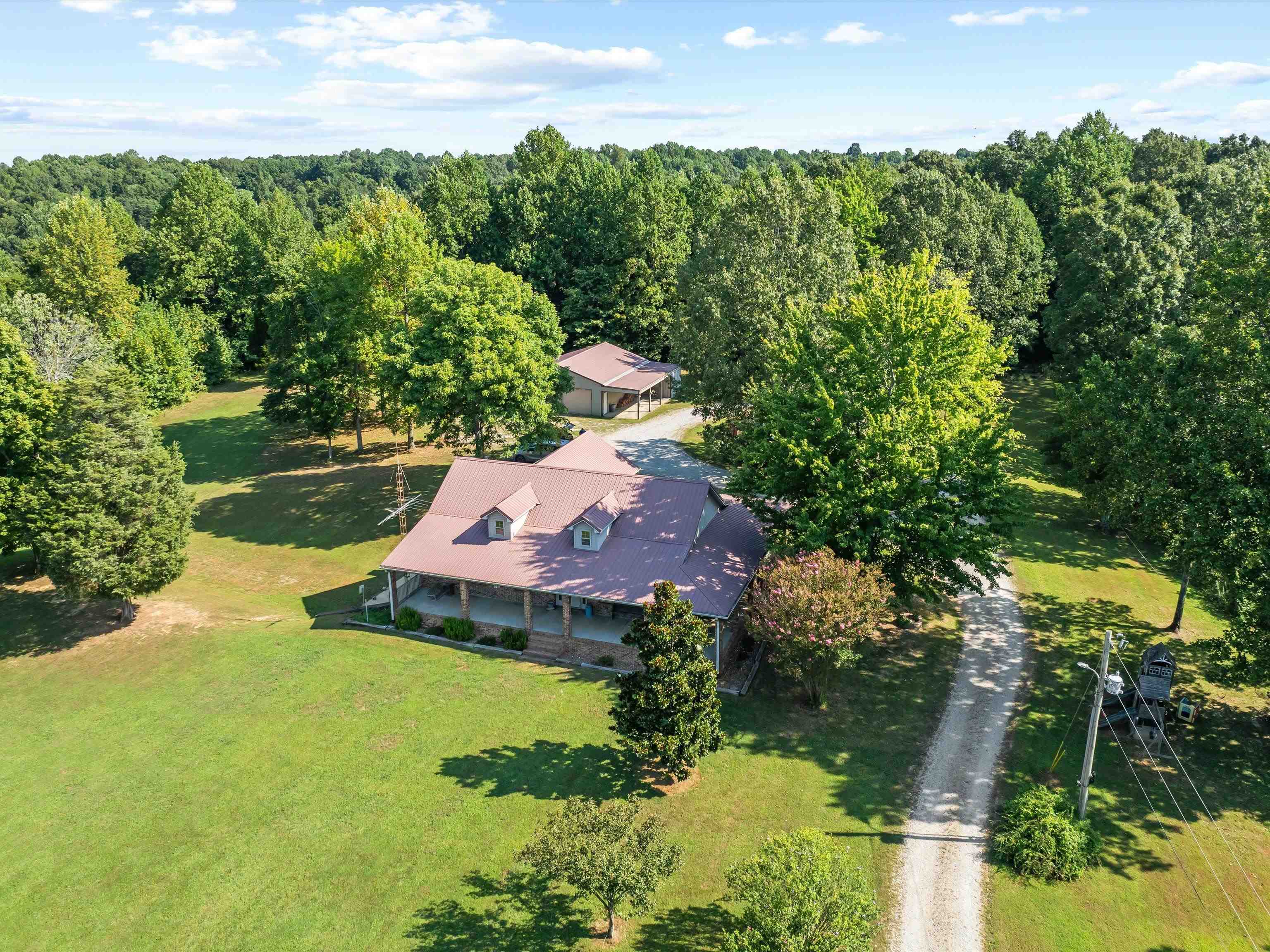 1187 Sugar Grove Rd, Whitesville, Kentucky 42378, 2 Bedrooms Bedrooms, ,3 BathroomsBathrooms,Single Family Residence,For Sale,Sugar Grove Rd,92868