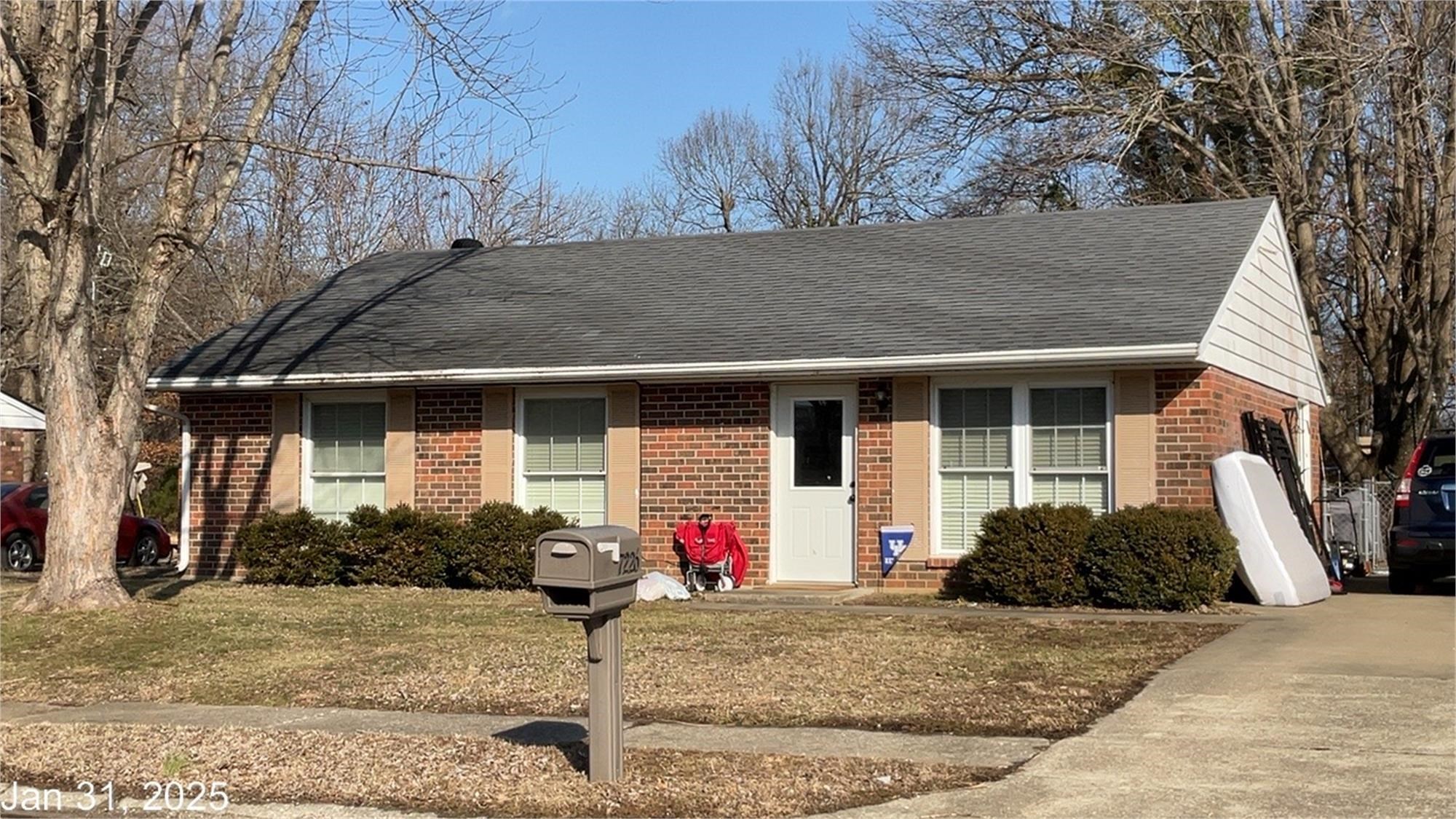 7226 Donald Ave., Owensboro, Kentucky 42301, 3 Bedrooms Bedrooms, ,1 BathroomBathrooms,Single Family Residence,For Sale,Donald Ave.,92869