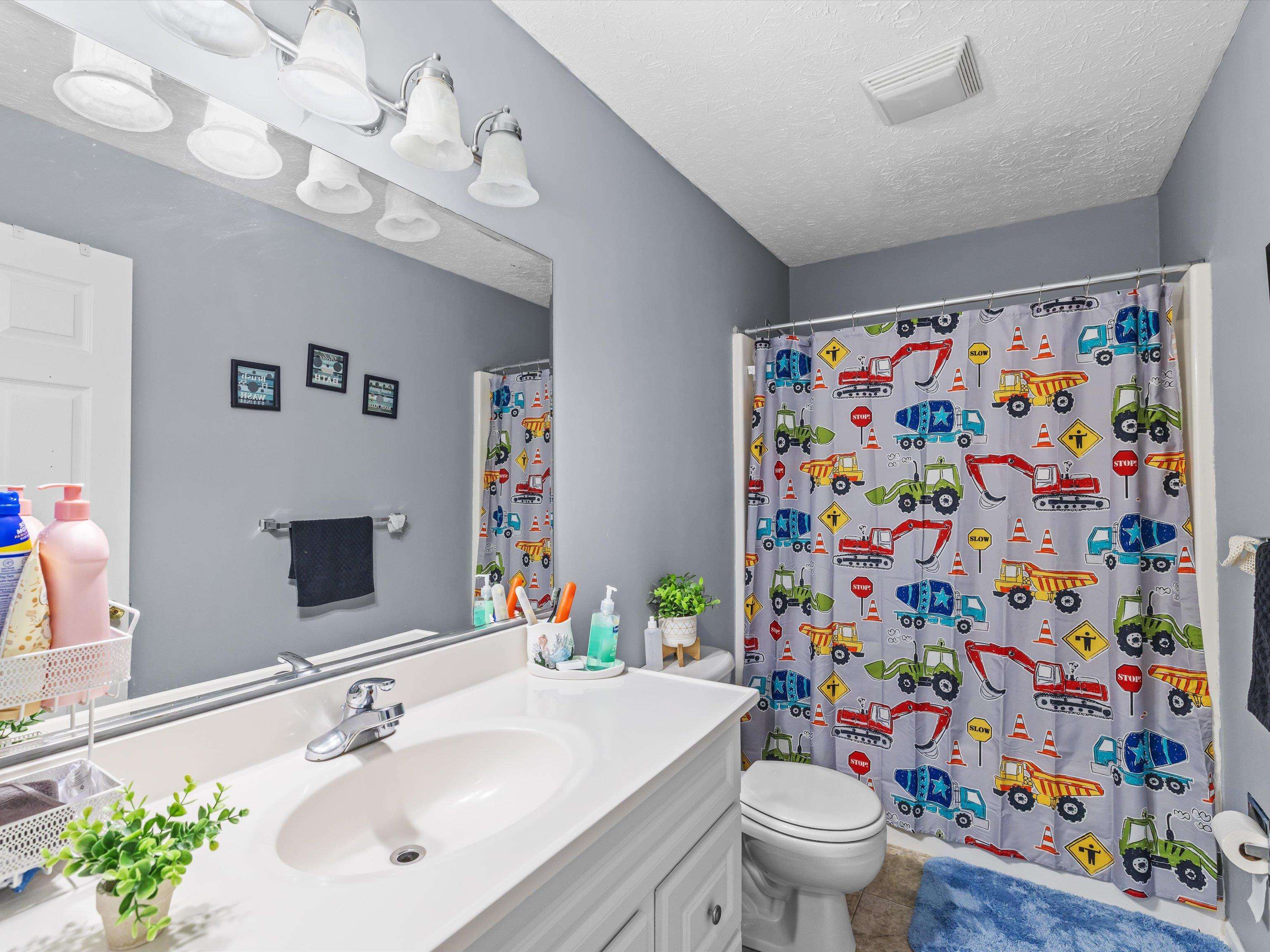 535 Bolivar St, Owensboro, Kentucky 42303, 3 Bedrooms Bedrooms, ,2 BathroomsBathrooms,Single Family Residence,For Sale,Bolivar St,92870