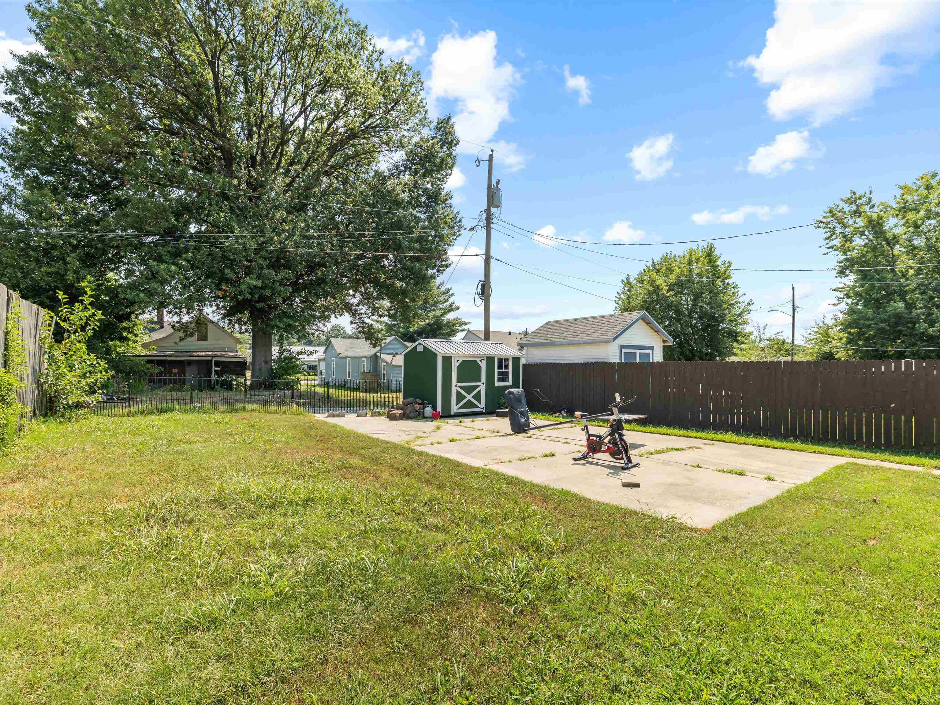 535 Bolivar St, Owensboro, Kentucky 42303, 3 Bedrooms Bedrooms, ,2 BathroomsBathrooms,Single Family Residence,For Sale,Bolivar St,92870