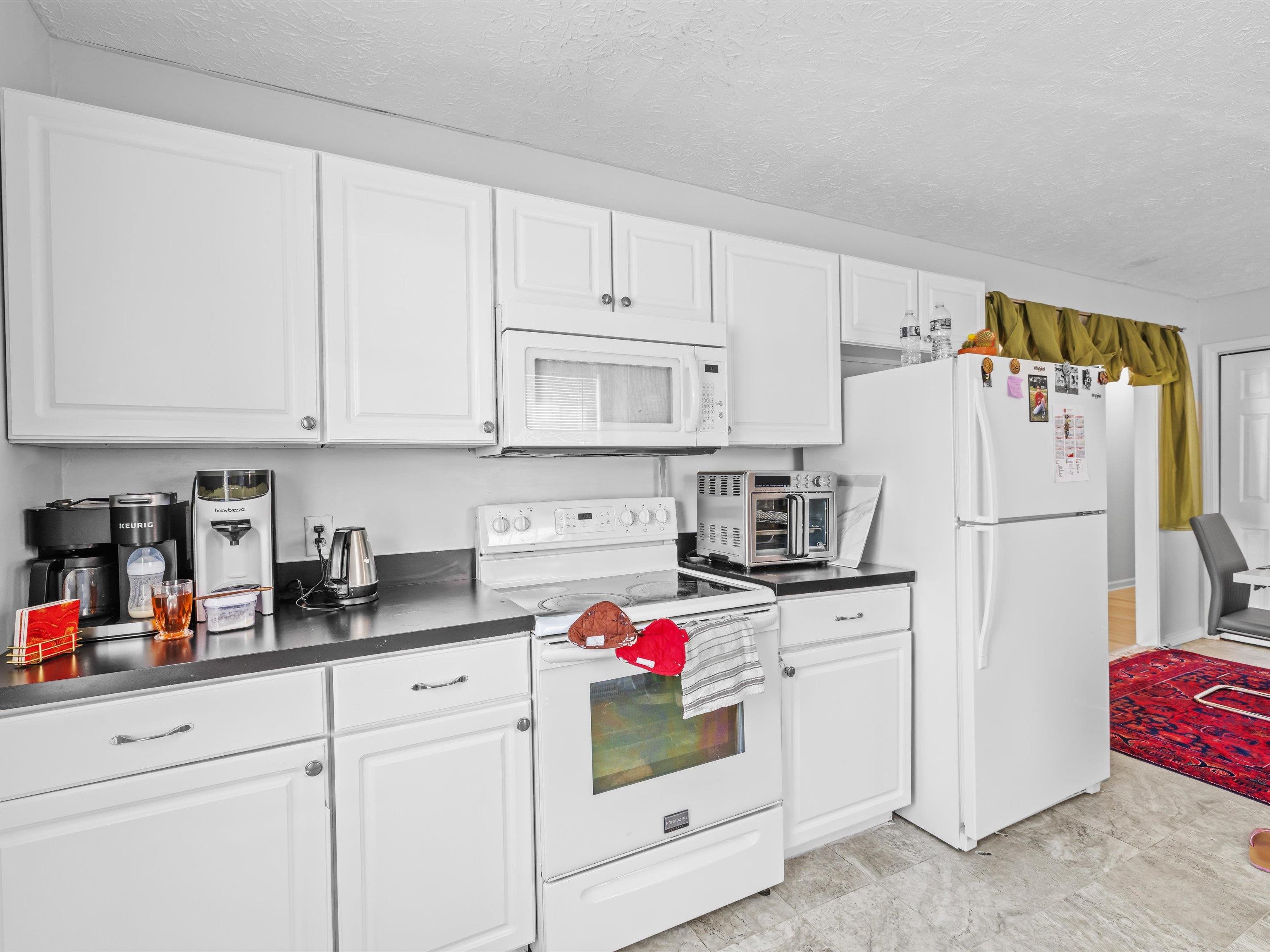 535 Bolivar St, Owensboro, Kentucky 42303, 3 Bedrooms Bedrooms, ,2 BathroomsBathrooms,Single Family Residence,For Sale,Bolivar St,92870