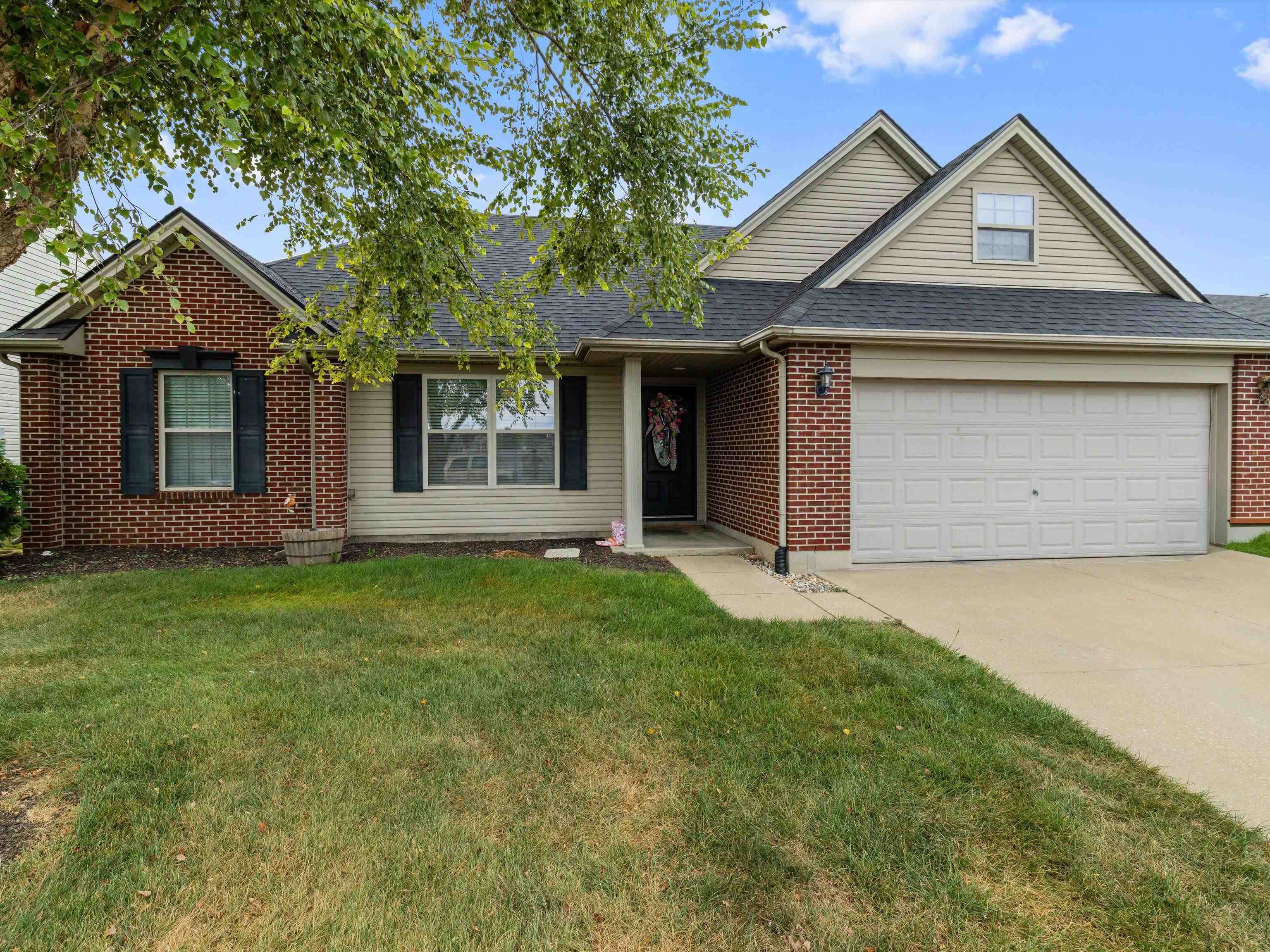 544 Camden Circle, Owensboro, Kentucky 42301, 4 Bedrooms Bedrooms, ,2 BathroomsBathrooms,Single Family Residence,For Sale,Camden Circle,92872