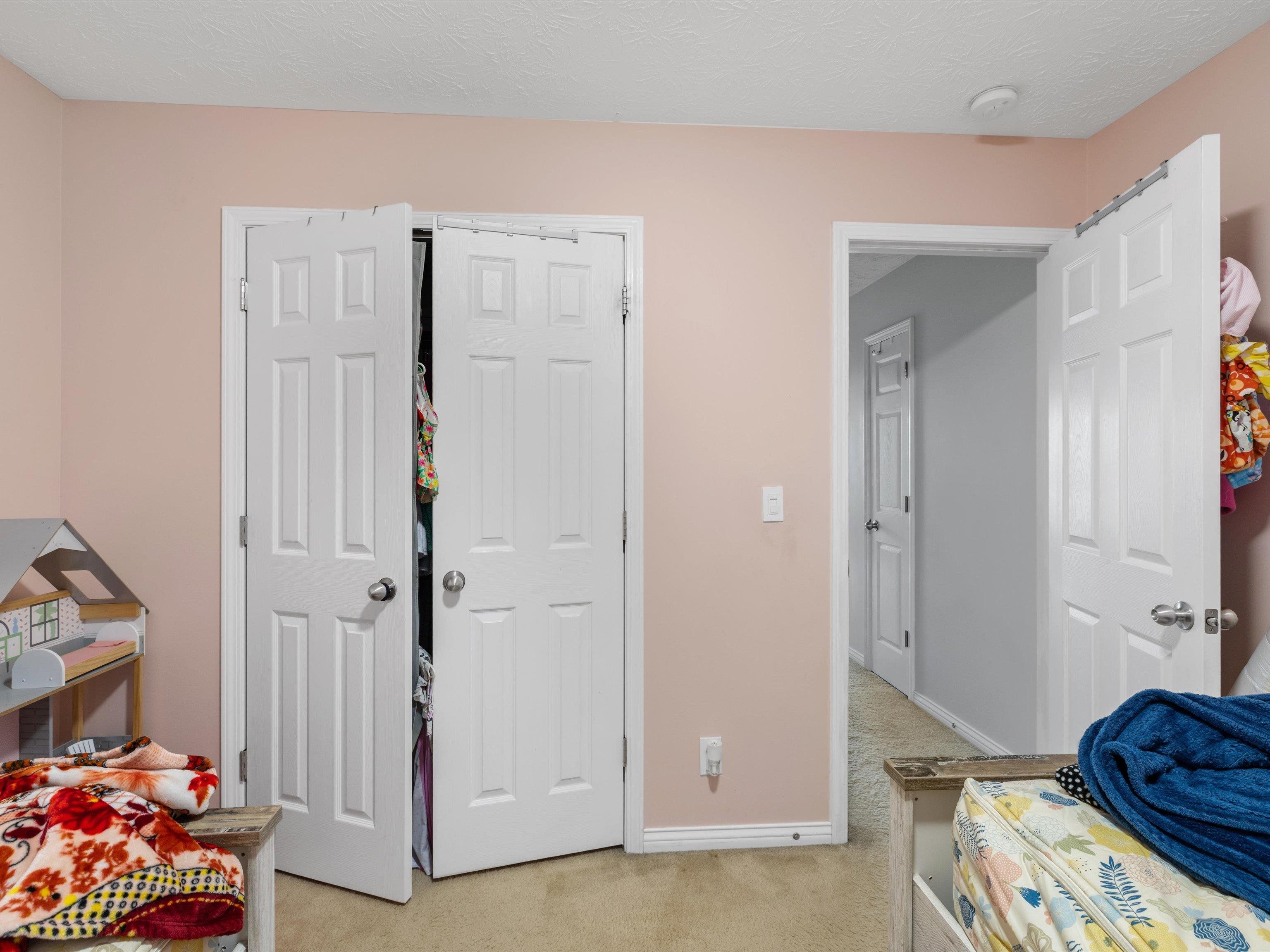 544 Camden Circle, Owensboro, Kentucky 42301, 4 Bedrooms Bedrooms, ,2 BathroomsBathrooms,Single Family Residence,For Sale,Camden Circle,92872