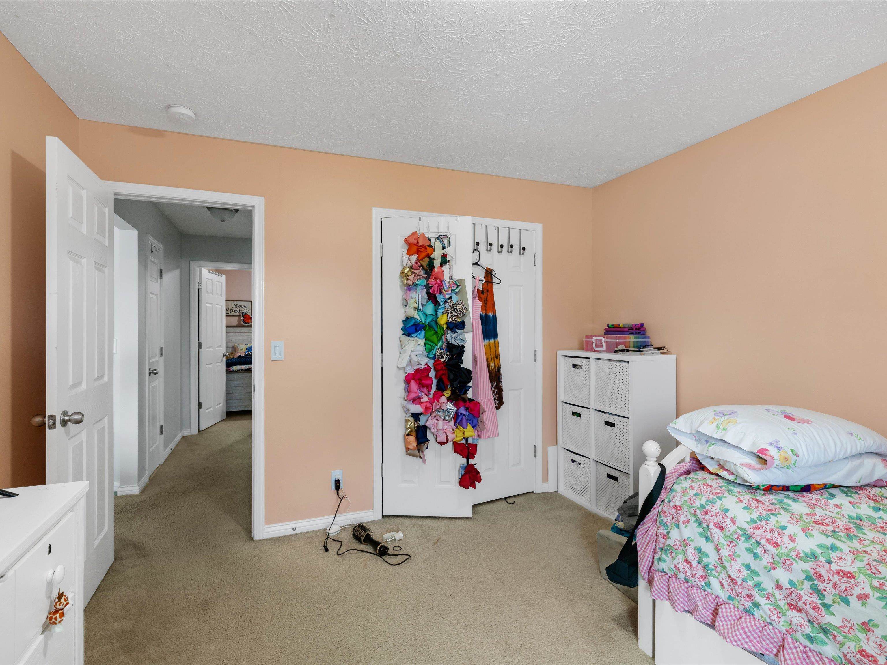 544 Camden Circle, Owensboro, Kentucky 42301, 4 Bedrooms Bedrooms, ,2 BathroomsBathrooms,Single Family Residence,For Sale,Camden Circle,92872