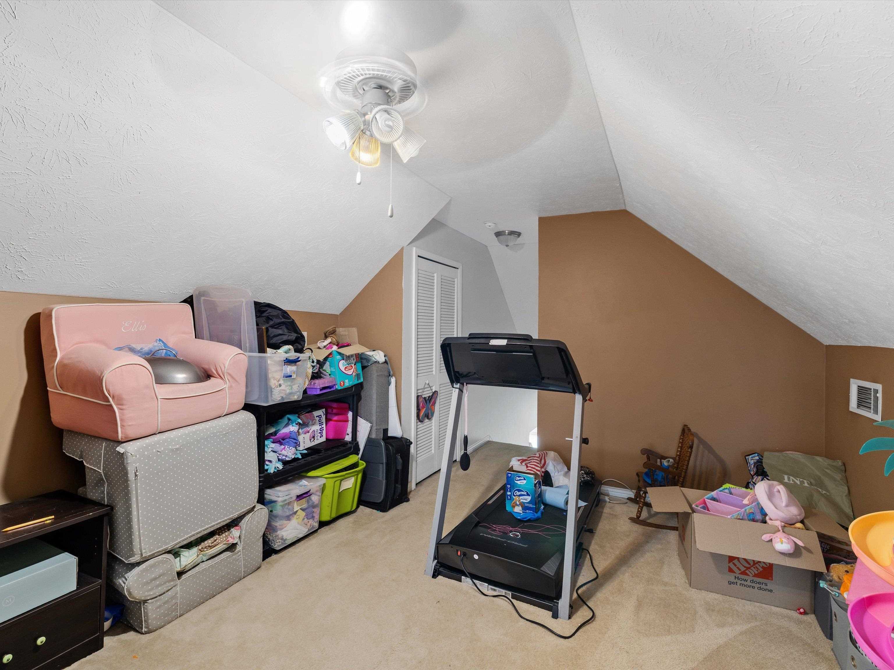 544 Camden Circle, Owensboro, Kentucky 42301, 4 Bedrooms Bedrooms, ,2 BathroomsBathrooms,Single Family Residence,For Sale,Camden Circle,92872