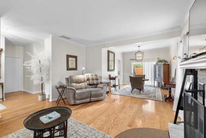 742 Live Oak Pl, Owensboro, Kentucky 42303, 2 Bedrooms Bedrooms, ,2 BathroomsBathrooms,Townhouse,For Sale,Live Oak Pl,92873