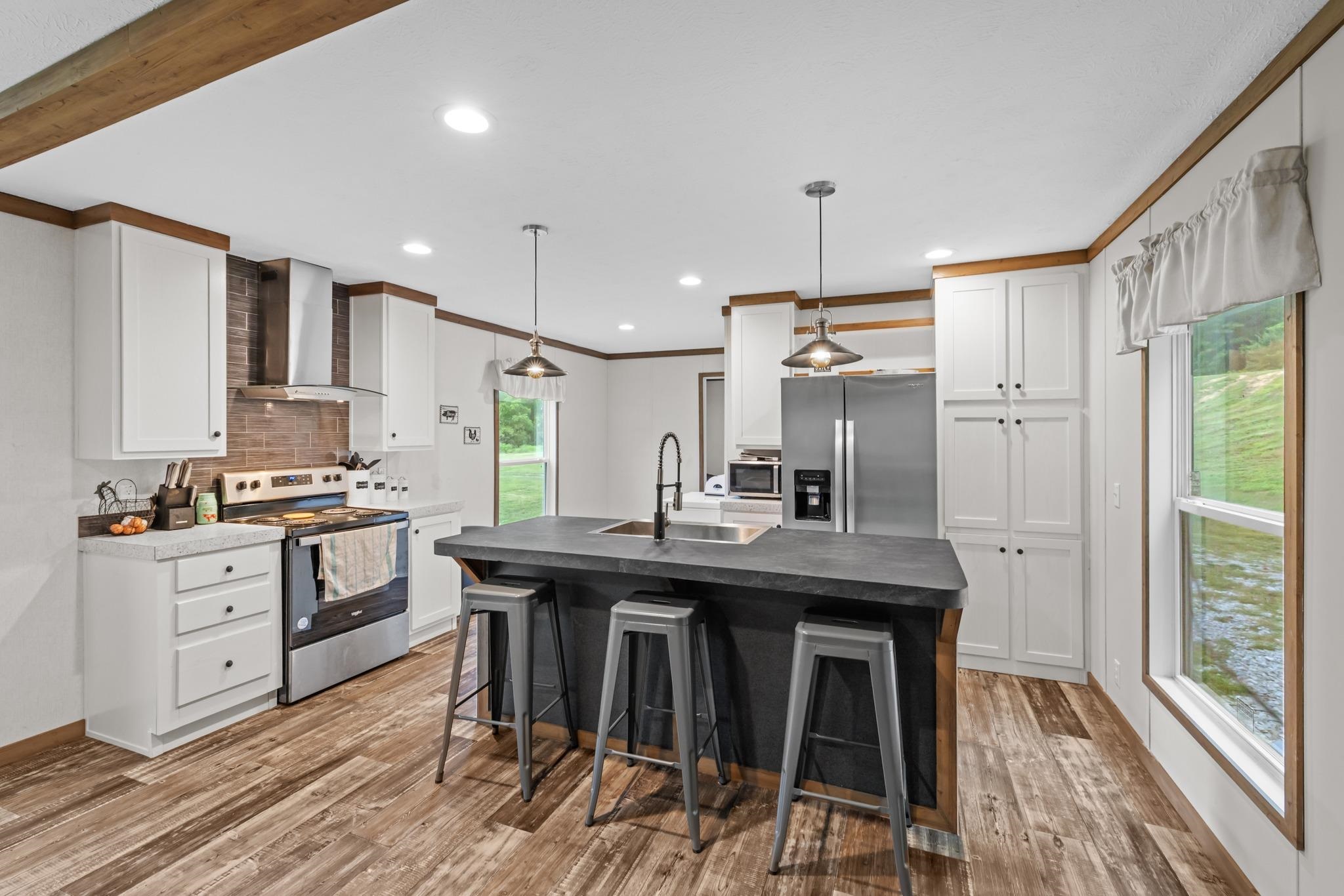 8990 State Route 1700, Fordsville, Kentucky 42343, 3 Bedrooms Bedrooms, ,2 BathroomsBathrooms,Manufactured On Land,For Sale,State Route 1700,92874
