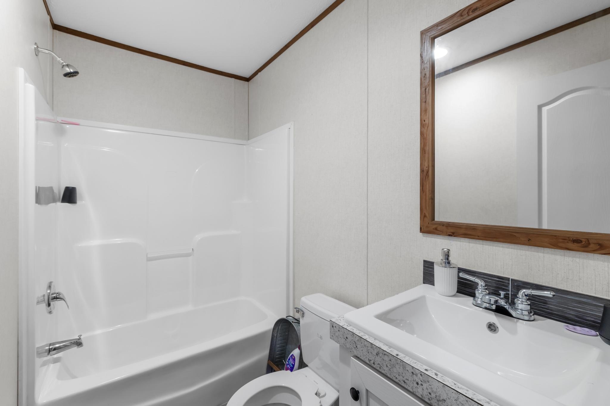 8990 State Route 1700, Fordsville, Kentucky 42343, 3 Bedrooms Bedrooms, ,2 BathroomsBathrooms,Manufactured On Land,For Sale,State Route 1700,92874