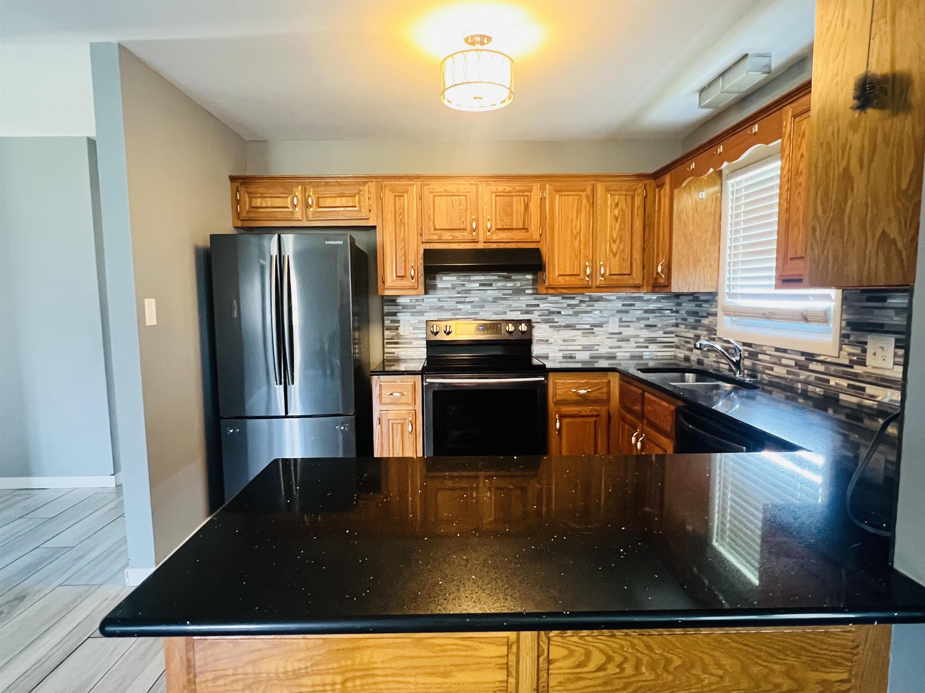2601 Middleground Dr, Owensboro, Kentucky 42301-4111, 3 Bedrooms Bedrooms, ,2 BathroomsBathrooms,Single Family Residence,For Sale,Middleground Dr,92875