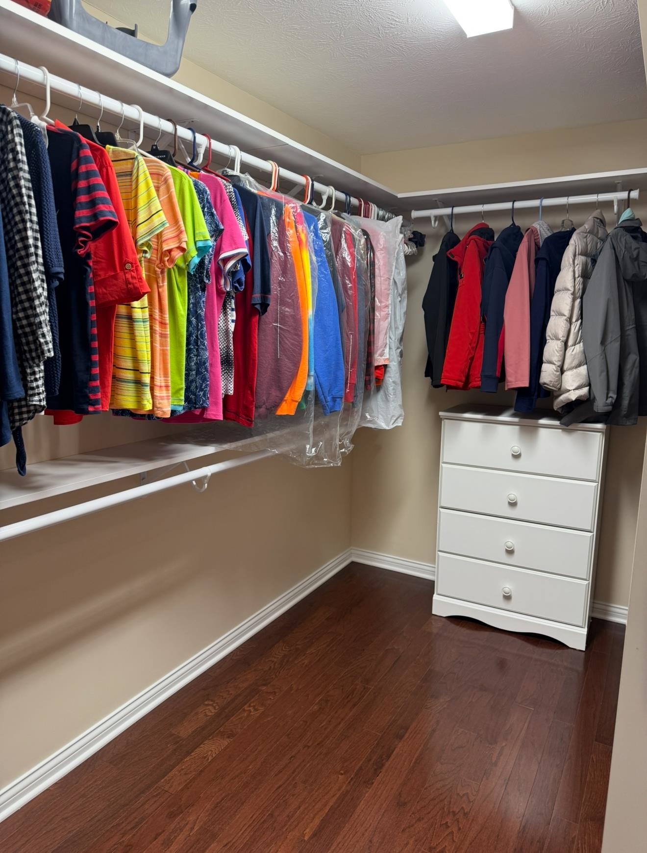 2027 Viola Gardens, Owensboro, Kentucky 42303, 2 Bedrooms Bedrooms, ,2 BathroomsBathrooms,Condominium,For Sale,Viola Gardens,92878