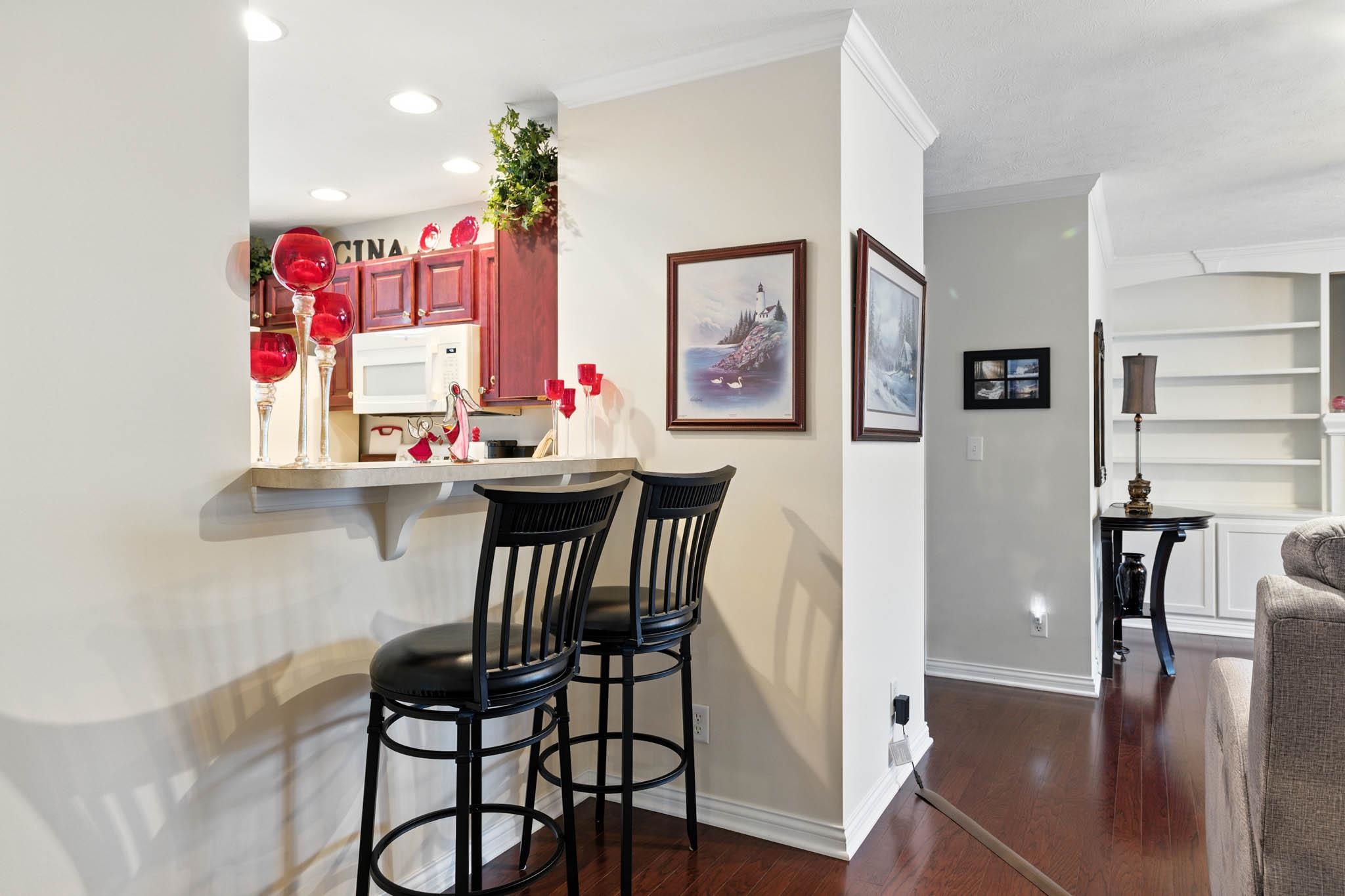 2027 Viola Gardens, Owensboro, Kentucky 42303, 2 Bedrooms Bedrooms, ,2 BathroomsBathrooms,Condominium,For Sale,Viola Gardens,92878