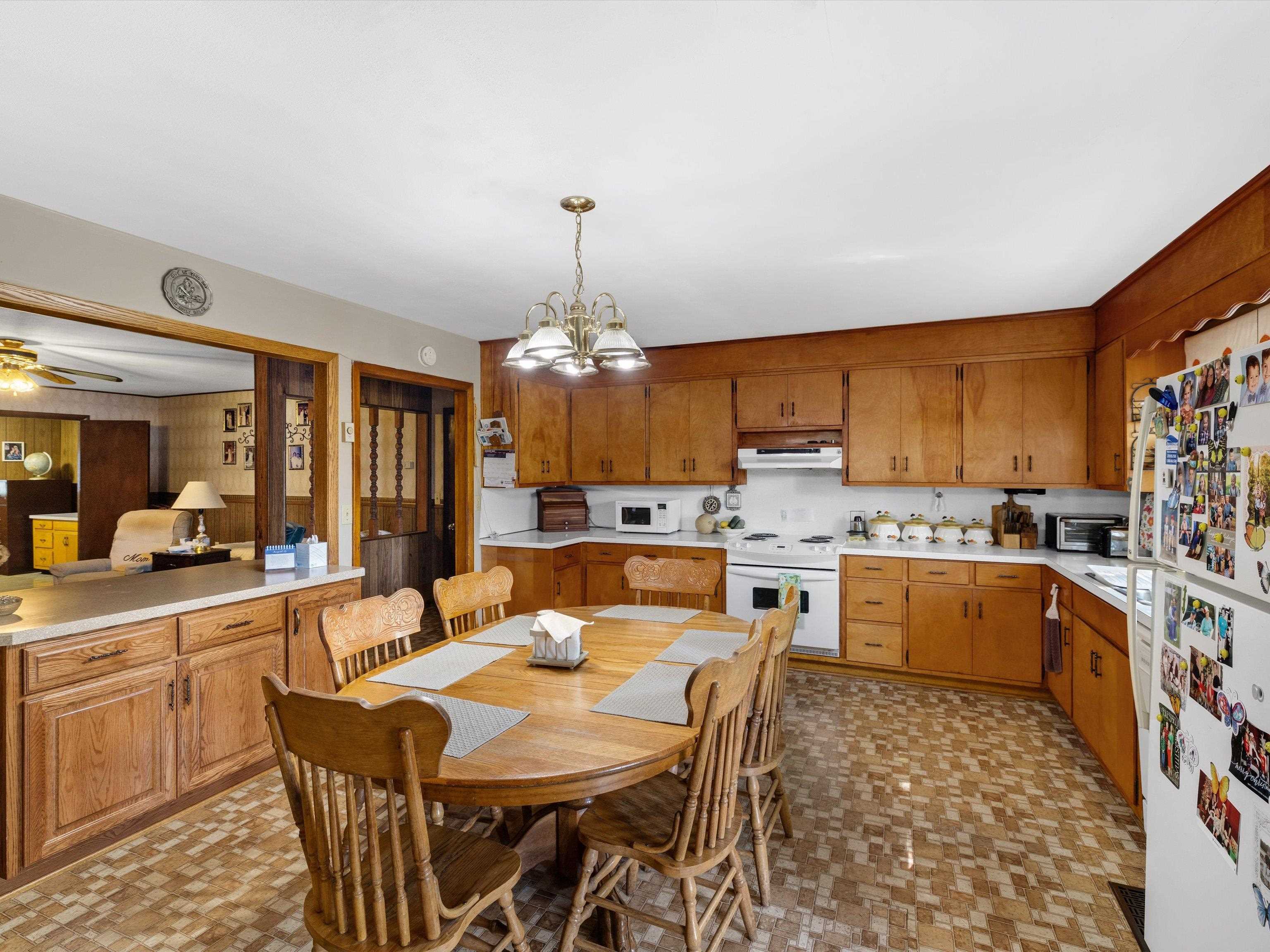 5188 Free Silver Rd, Philpot, Kentucky 42366, 3 Bedrooms Bedrooms, ,2 BathroomsBathrooms,Single Family Residence,For Sale,Free Silver Rd,92881