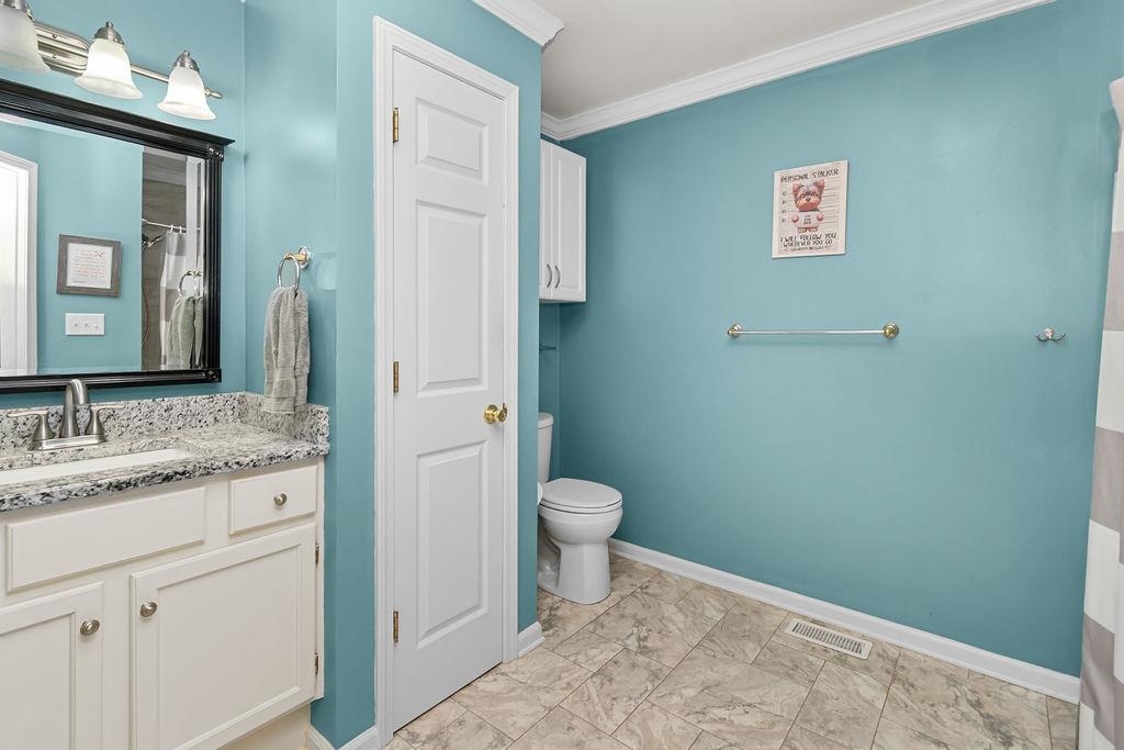 1032 Byers Ave, Owensboro, Kentucky 42303, 3 Bedrooms Bedrooms, ,2 BathroomsBathrooms,Single Family Residence,For Sale,Byers Ave,92882