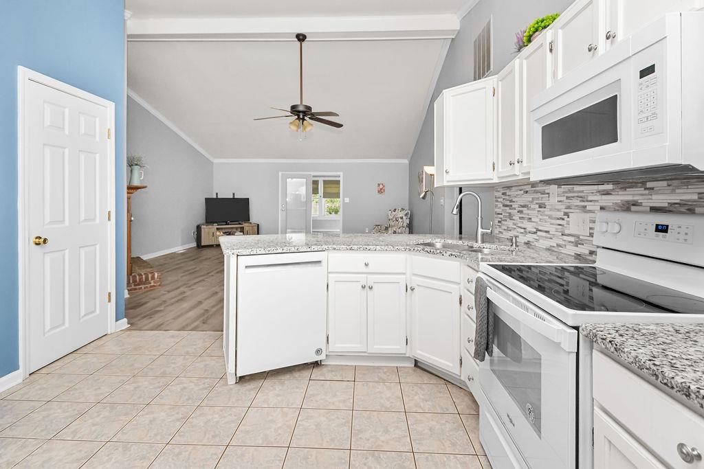 1032 Byers Ave, Owensboro, Kentucky 42303, 3 Bedrooms Bedrooms, ,2 BathroomsBathrooms,Single Family Residence,For Sale,Byers Ave,92882