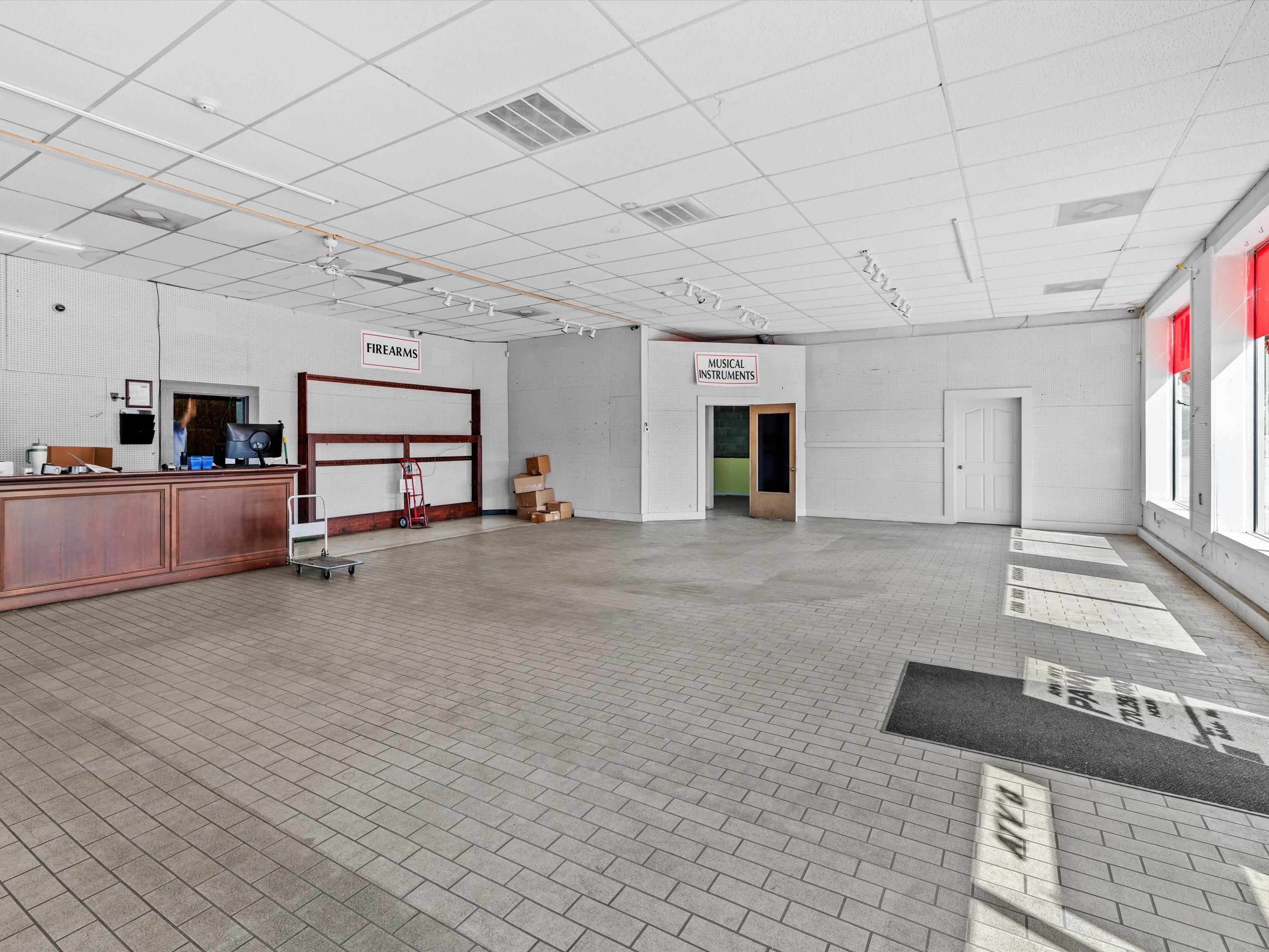 202 Main Street, Leitchfield, Kentucky 42754, ,Business,For Sale,Main Street,92890