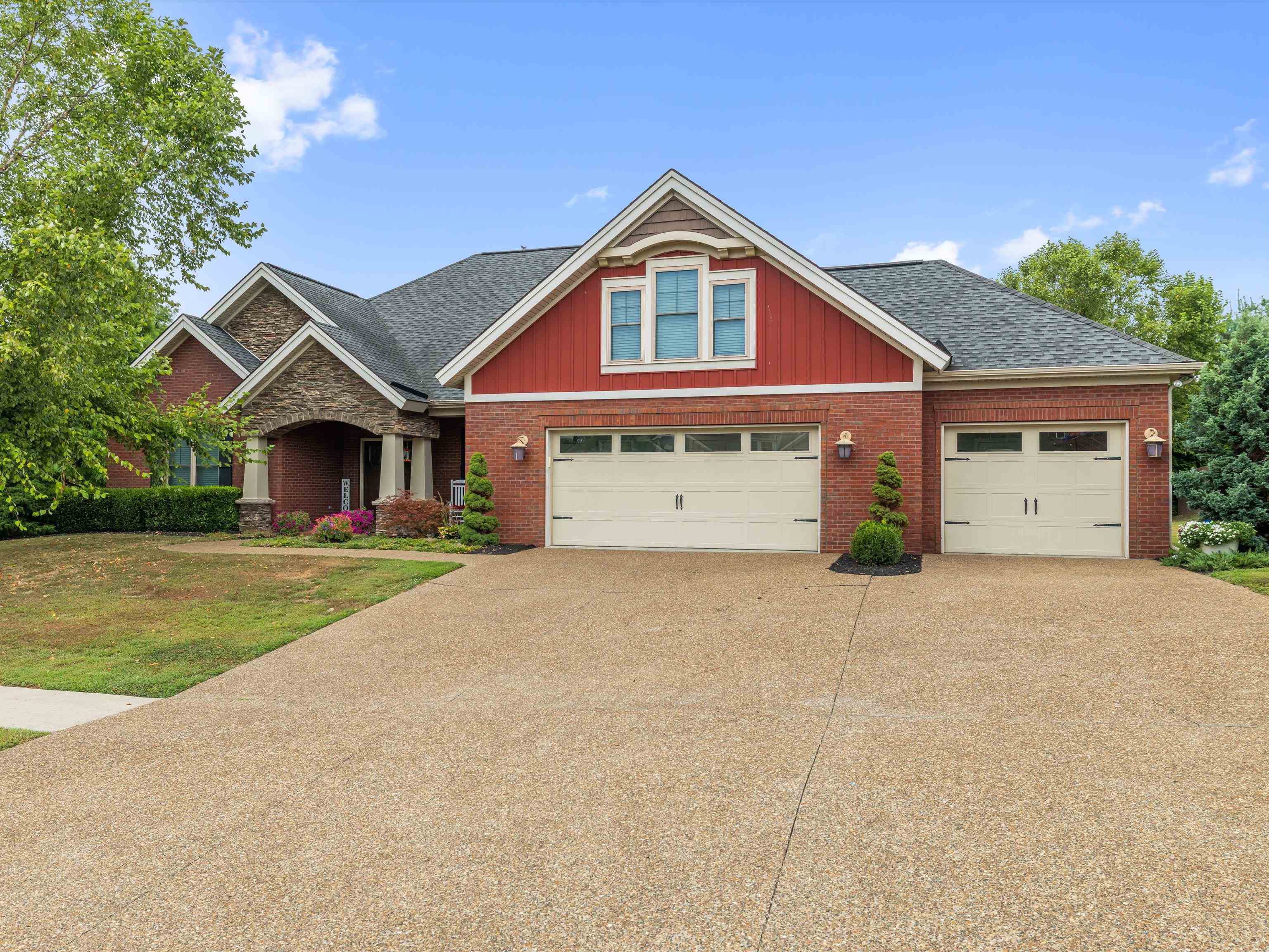 2300 Deer Valley Blvd, Utica, Kentucky 42376, 4 Bedrooms Bedrooms, ,3 BathroomsBathrooms,Single Family Residence,For Sale,Deer Valley Blvd,92892