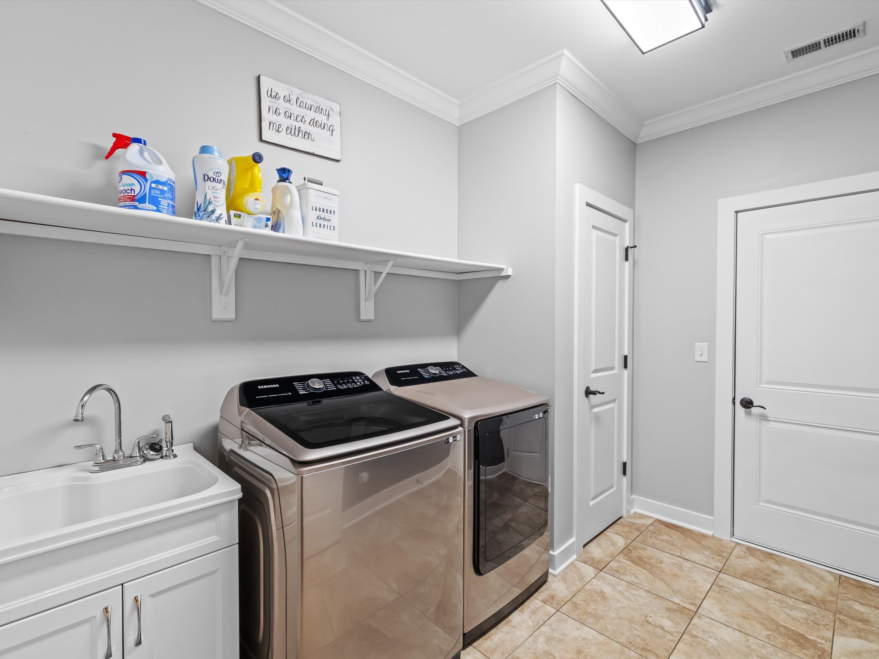 2300 Deer Valley Blvd, Utica, Kentucky 42376, 4 Bedrooms Bedrooms, ,3 BathroomsBathrooms,Single Family Residence,For Sale,Deer Valley Blvd,92892