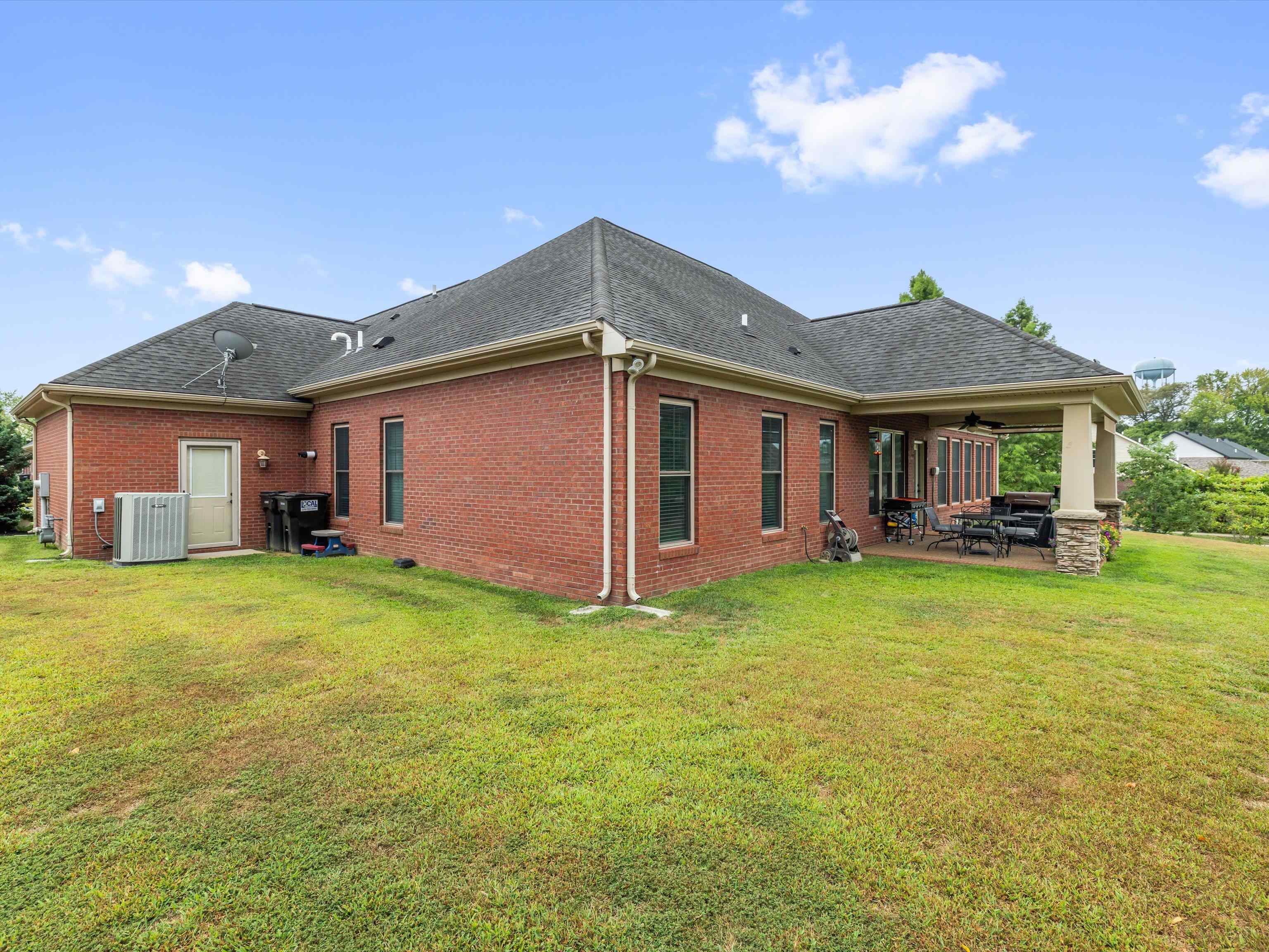 2300 Deer Valley Blvd, Utica, Kentucky 42376, 4 Bedrooms Bedrooms, ,3 BathroomsBathrooms,Single Family Residence,For Sale,Deer Valley Blvd,92892