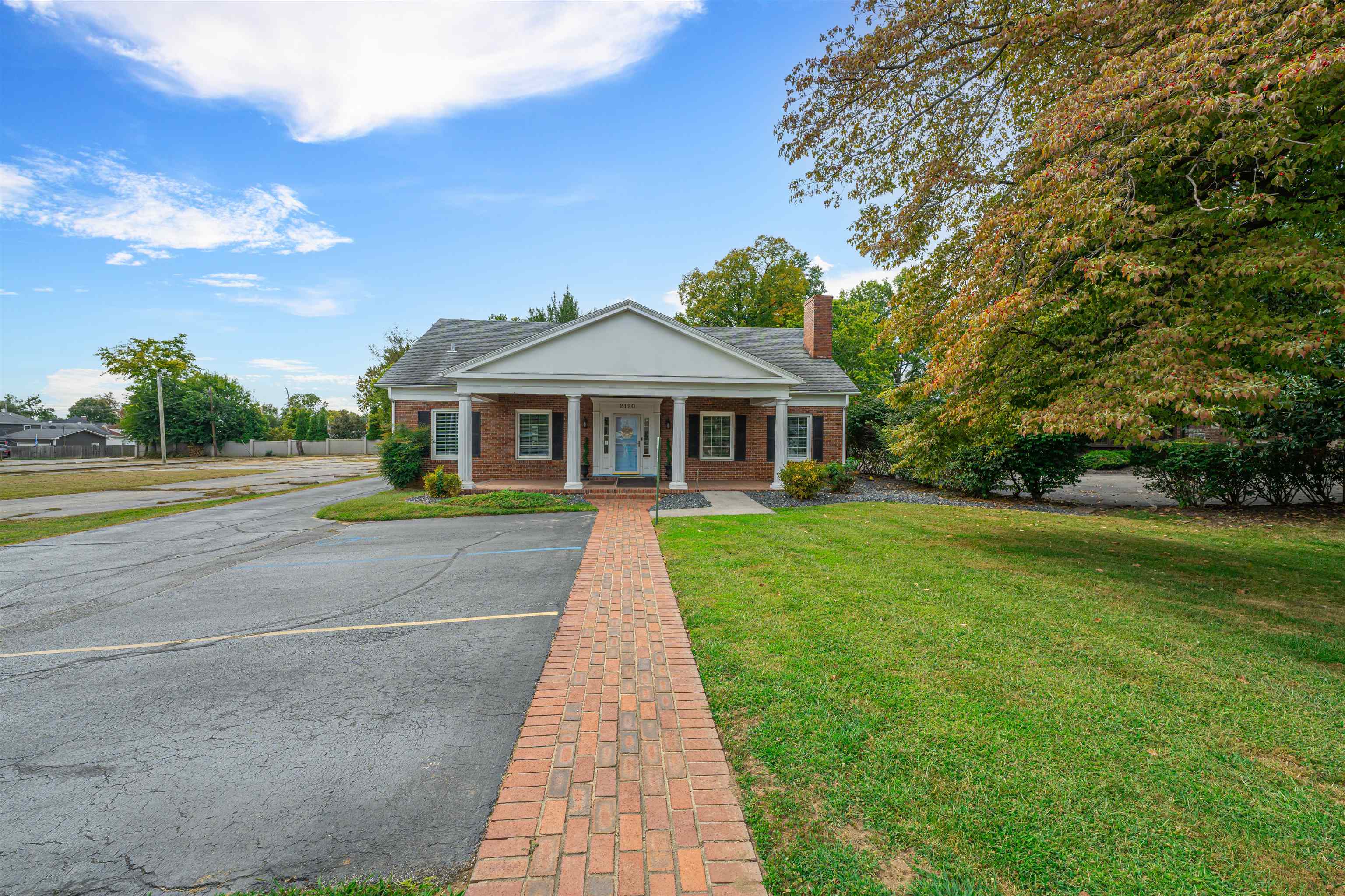 2120 Frederica St, Owensboro, Kentucky 42301, ,Office,For Sale,Frederica St,92897