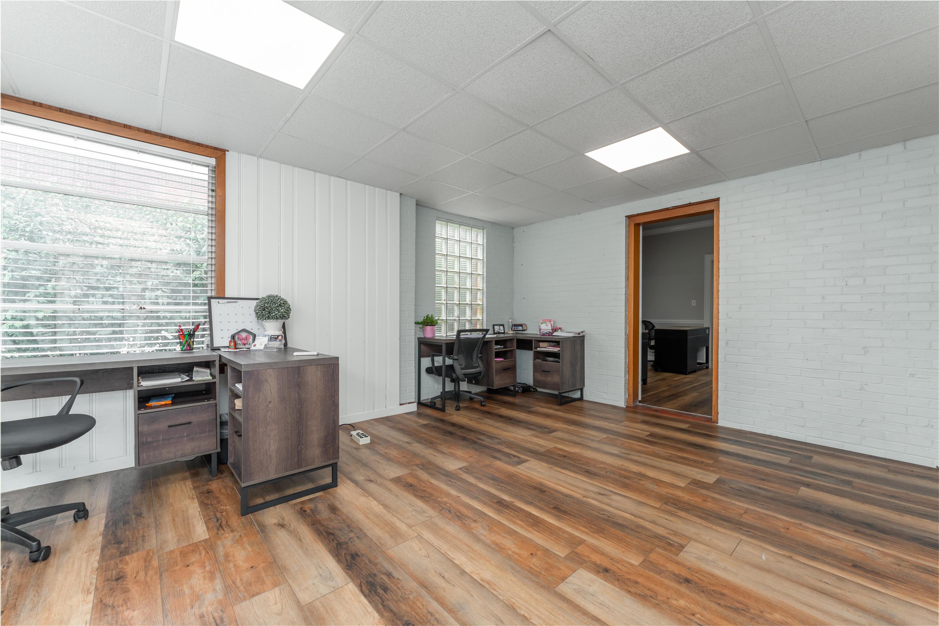 2120 Frederica St, Owensboro, Kentucky 42301, ,Office,For Sale,Frederica St,92897
