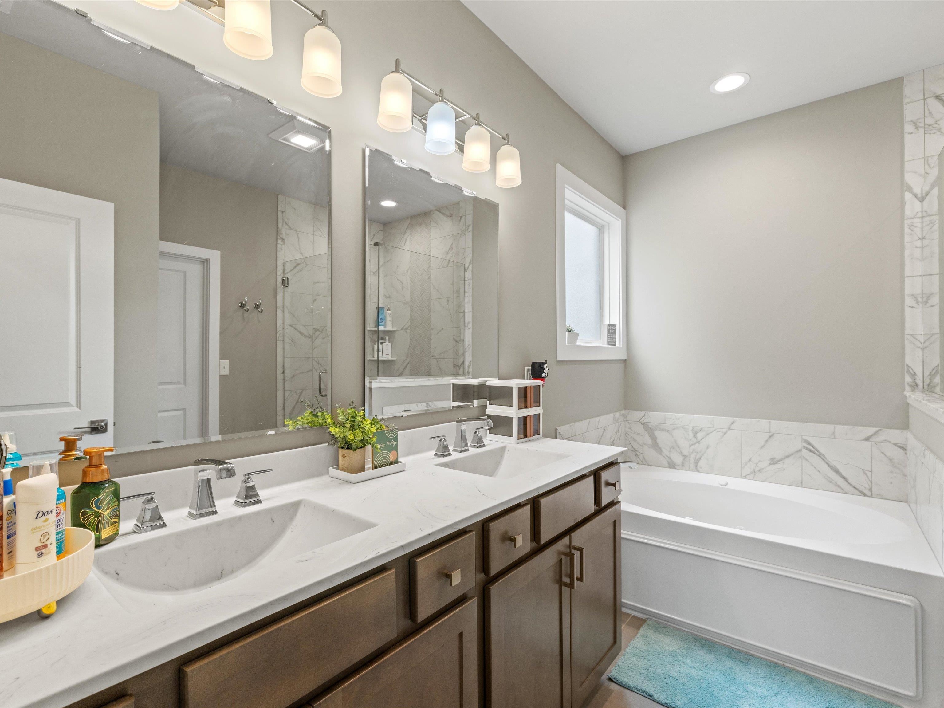 3845 Little Bluestem Dr, Owensboro, Kentucky 42303, 4 Bedrooms Bedrooms, ,2 BathroomsBathrooms,Single Family Residence,For Sale,Little Bluestem Dr,92899