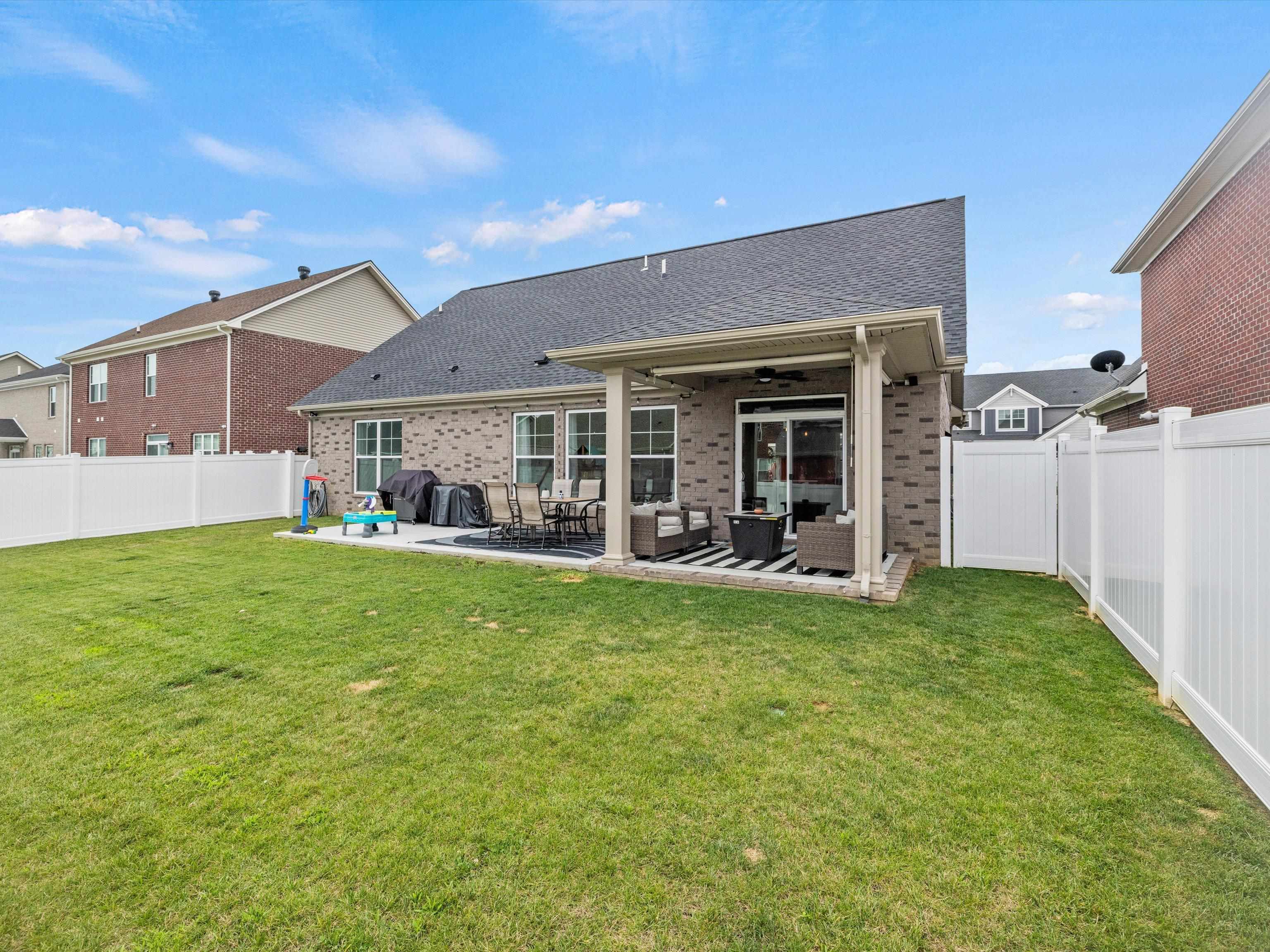 3845 Little Bluestem Dr, Owensboro, Kentucky 42303, 4 Bedrooms Bedrooms, ,2 BathroomsBathrooms,Single Family Residence,For Sale,Little Bluestem Dr,92899
