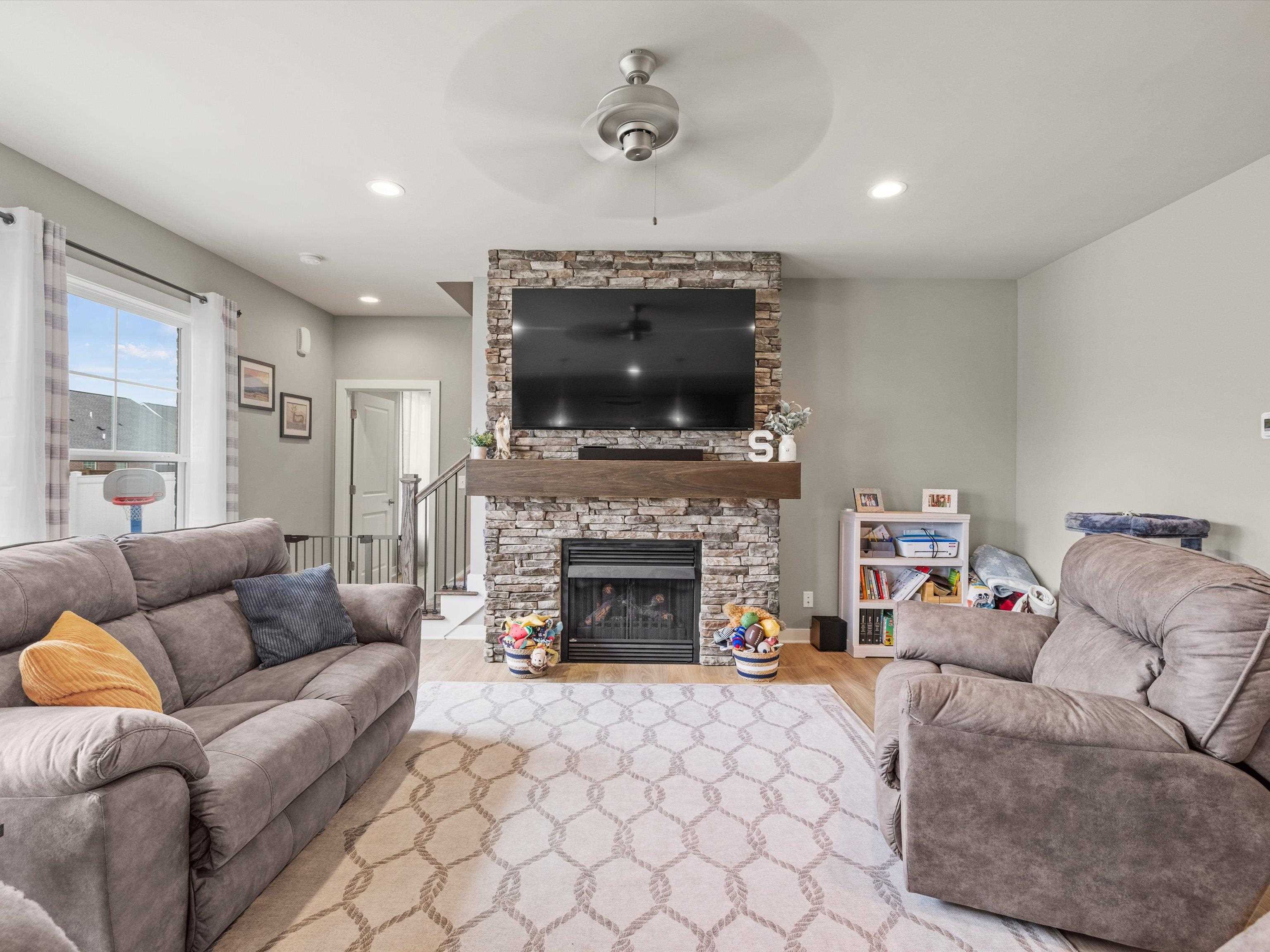 3845 Little Bluestem Dr, Owensboro, Kentucky 42303, 4 Bedrooms Bedrooms, ,2 BathroomsBathrooms,Single Family Residence,For Sale,Little Bluestem Dr,92899