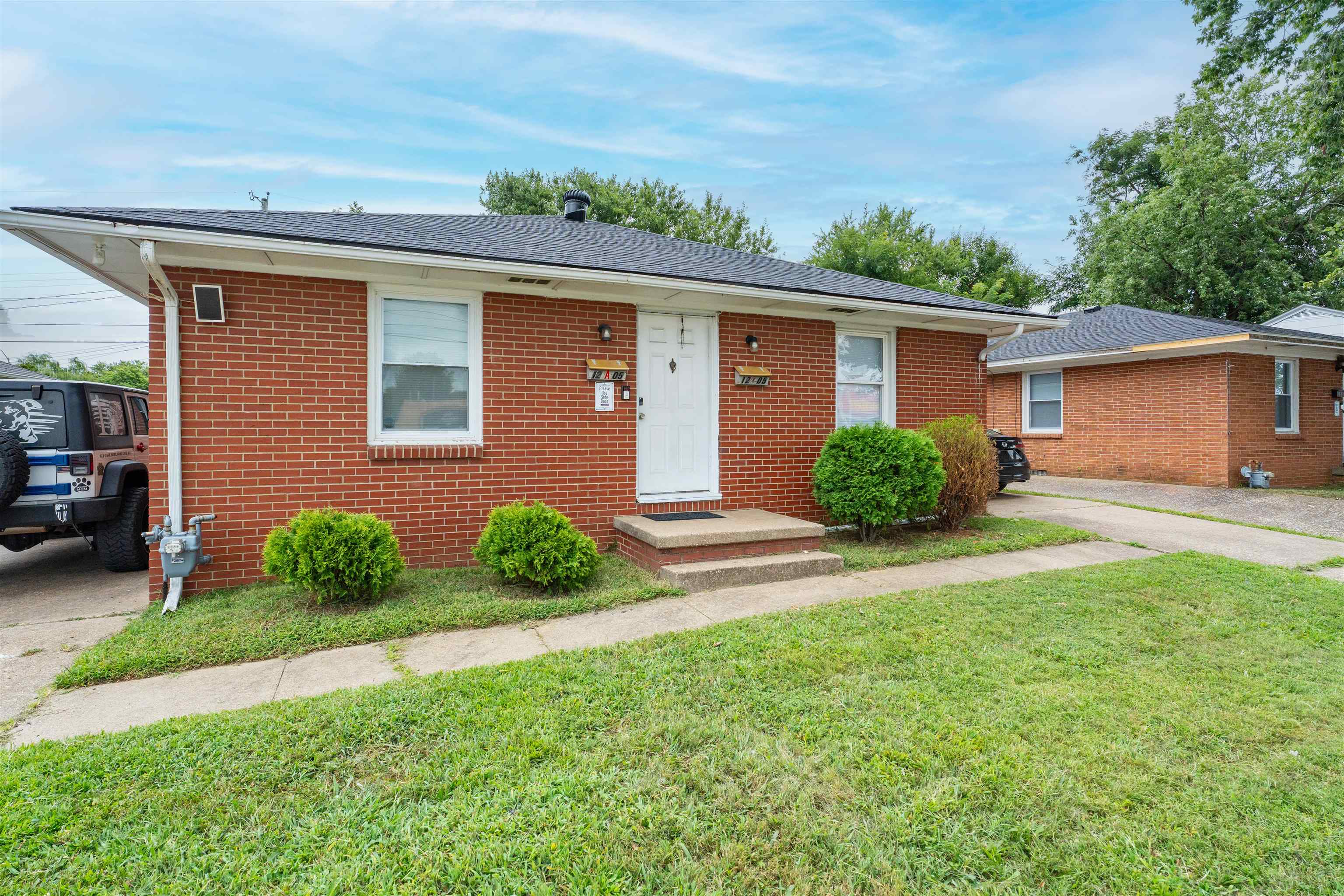 1205 Carter Rd, Owensboro, Kentucky 42301, 2 Bedrooms Bedrooms, ,2 BathroomsBathrooms,Single Family Residence,For Sale,Carter Rd,92901
