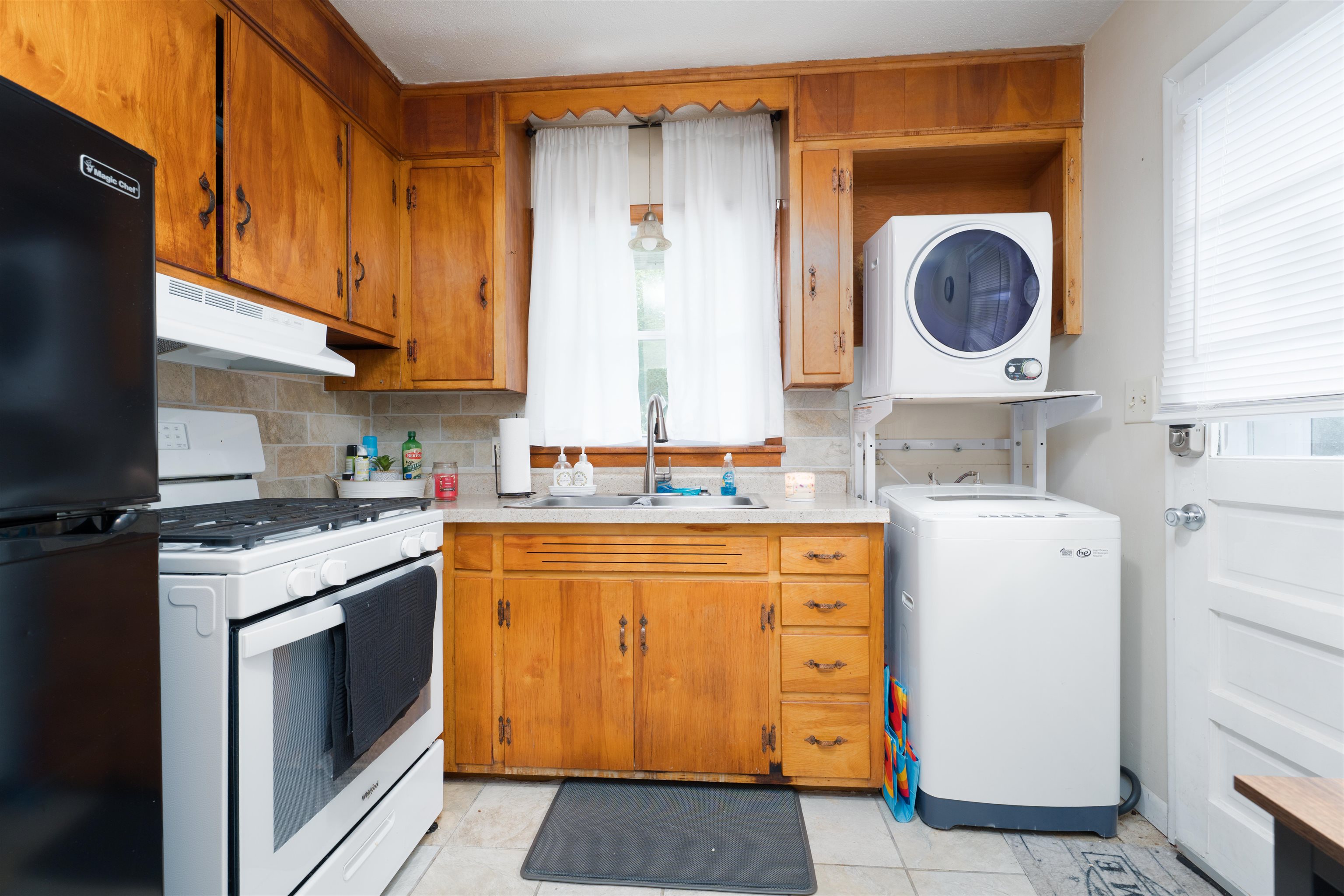 1205 Carter Rd, Owensboro, Kentucky 42301, 2 Bedrooms Bedrooms, ,2 BathroomsBathrooms,Single Family Residence,For Sale,Carter Rd,92901