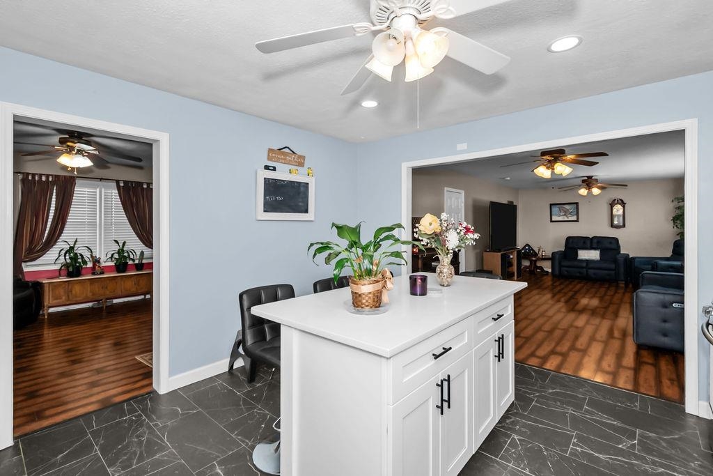 2515 Lawrin Ct, Owensboro, Kentucky 42301, 4 Bedrooms Bedrooms, ,2 BathroomsBathrooms,Single Family Residence,For Sale,Lawrin Ct,92908