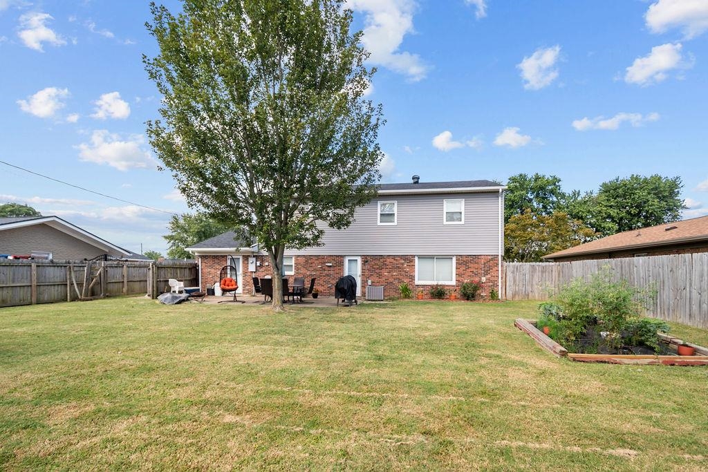 2515 Lawrin Ct, Owensboro, Kentucky 42301, 4 Bedrooms Bedrooms, ,2 BathroomsBathrooms,Single Family Residence,For Sale,Lawrin Ct,92908