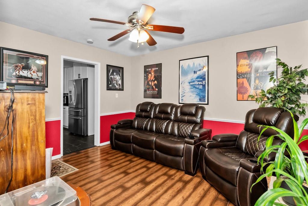 2515 Lawrin Ct, Owensboro, Kentucky 42301, 4 Bedrooms Bedrooms, ,2 BathroomsBathrooms,Single Family Residence,For Sale,Lawrin Ct,92908