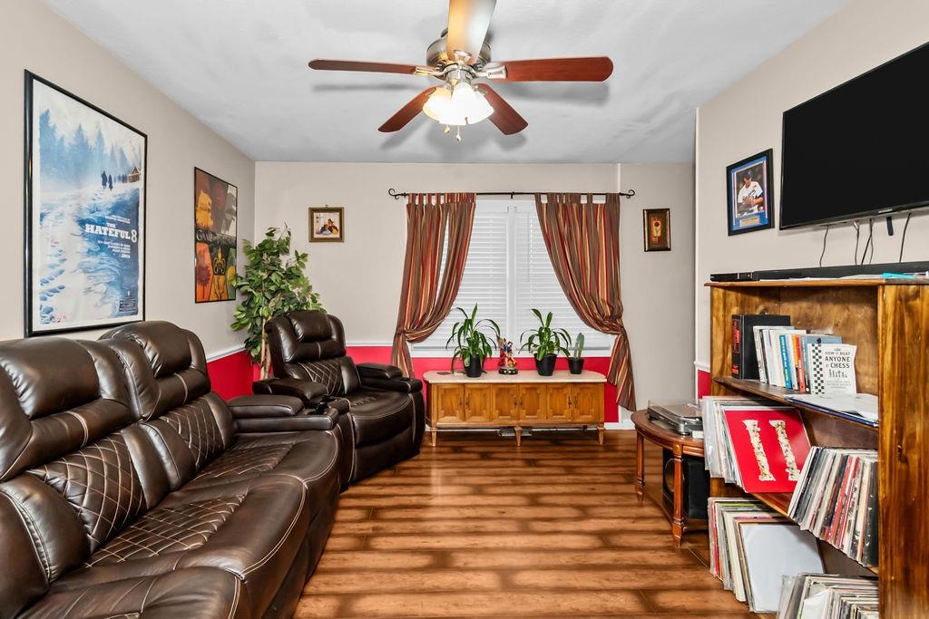 2515 Lawrin Ct, Owensboro, Kentucky 42301, 4 Bedrooms Bedrooms, ,2 BathroomsBathrooms,Single Family Residence,For Sale,Lawrin Ct,92908