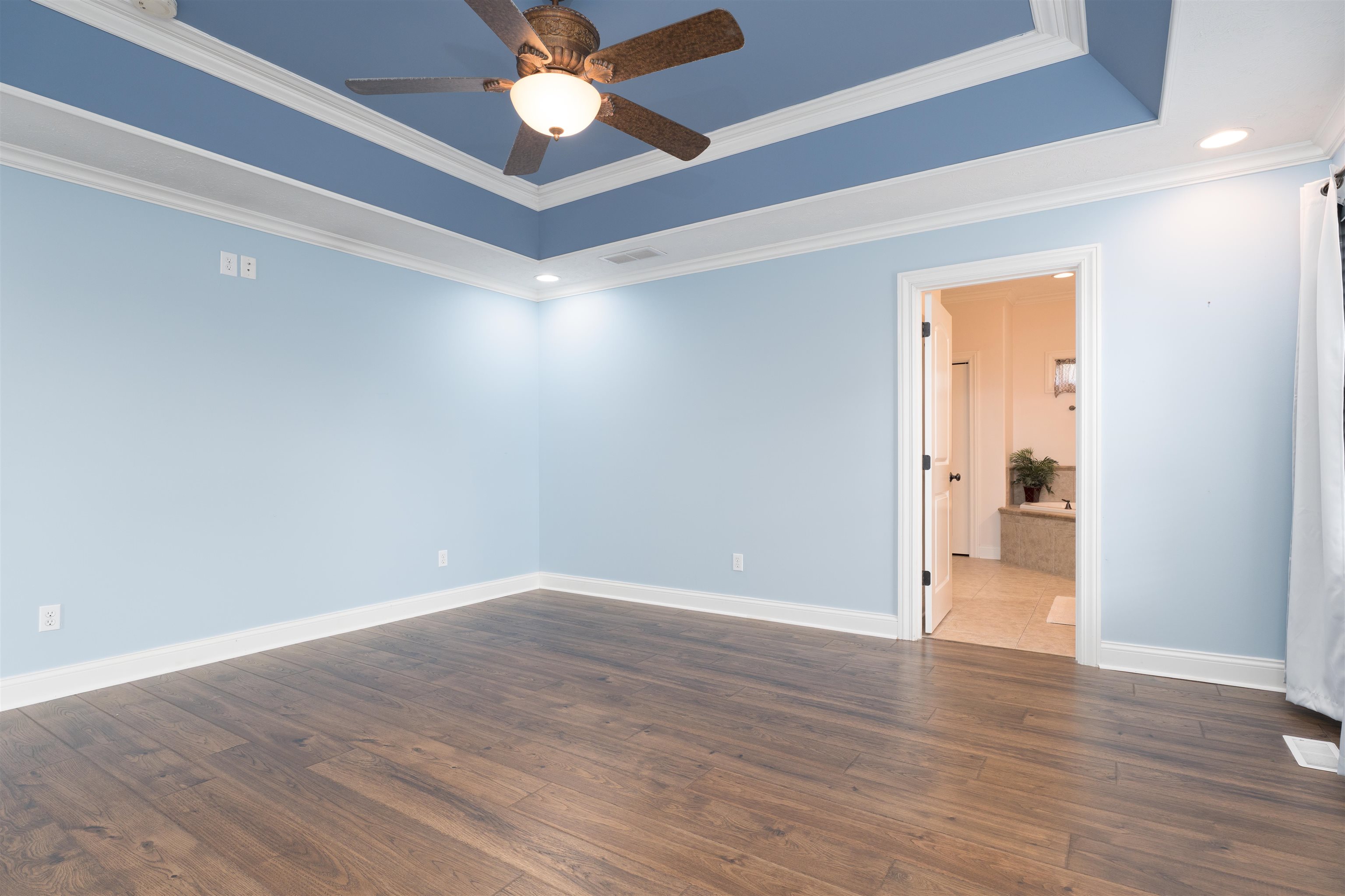 2065 Northwood Drive, Owensboro, Kentucky 42301, 4 Bedrooms Bedrooms, ,3 BathroomsBathrooms,Single Family Residence,For Sale,Northwood Drive,92910