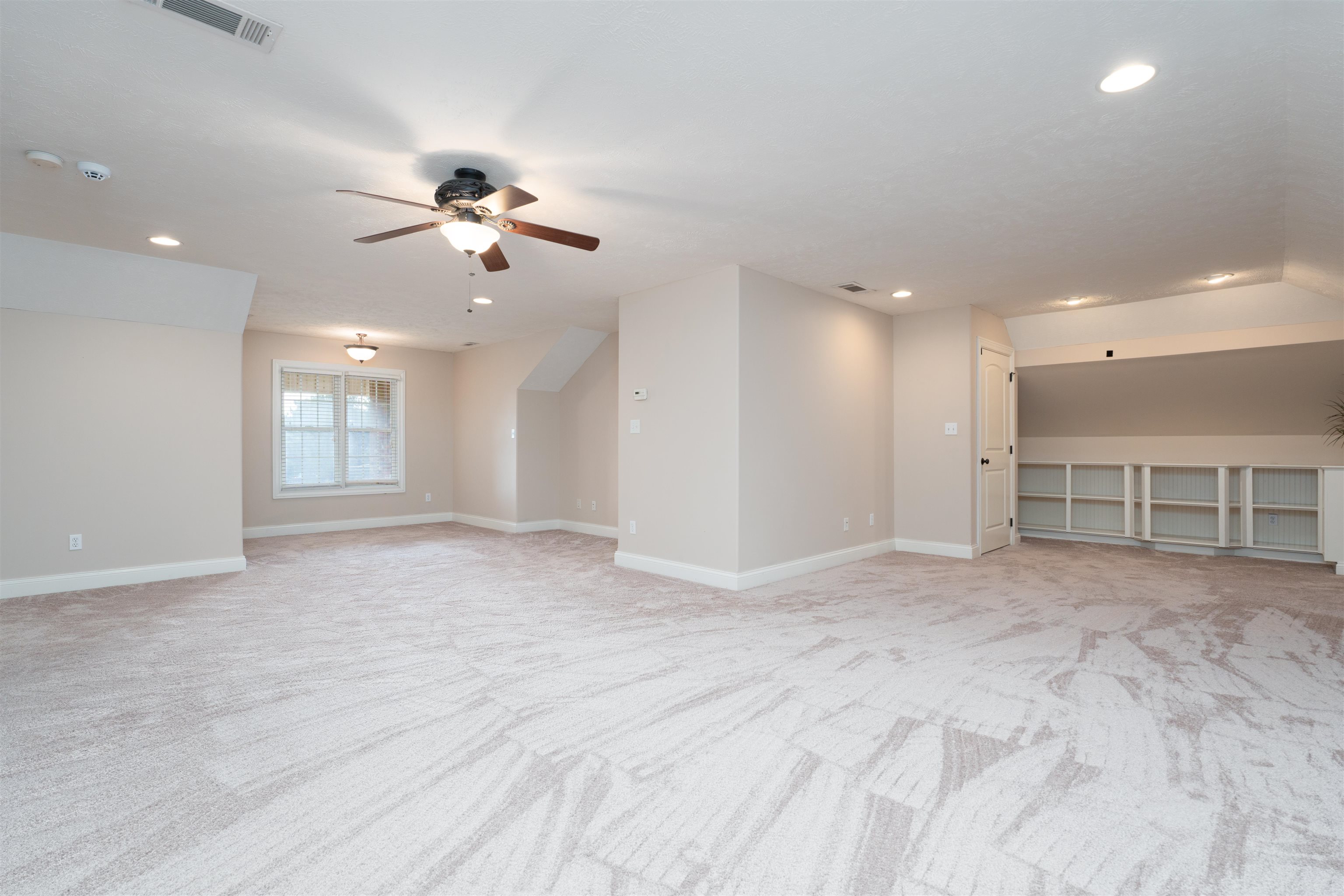 2065 Northwood Drive, Owensboro, Kentucky 42301, 4 Bedrooms Bedrooms, ,3 BathroomsBathrooms,Single Family Residence,For Sale,Northwood Drive,92910