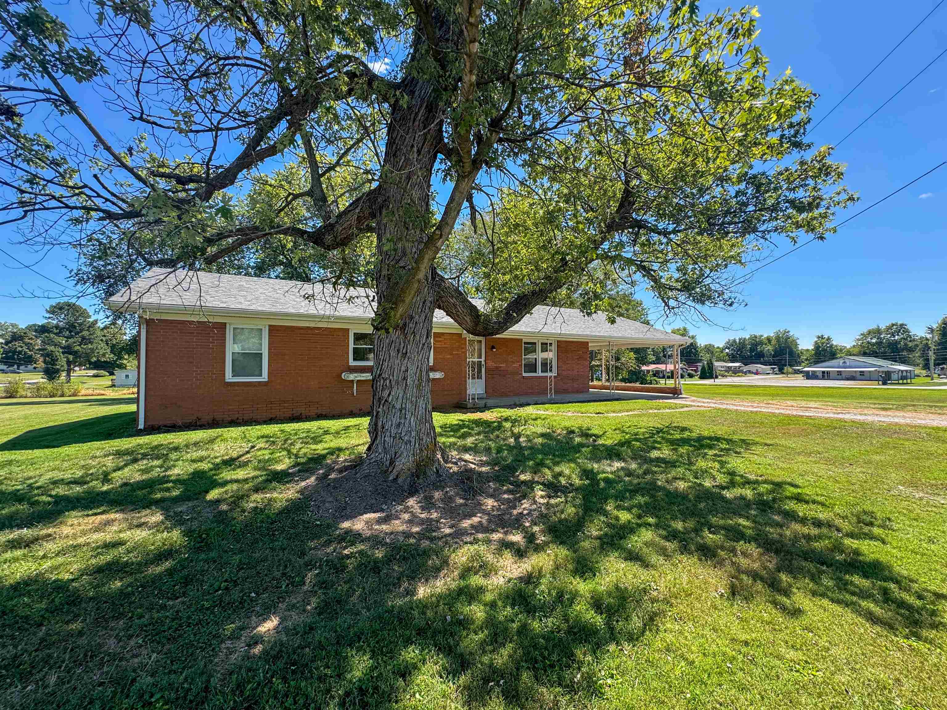 223 Walnut St, Centertown, Kentucky 42328, 2 Bedrooms Bedrooms, ,1 BathroomBathrooms,Single Family Residence,For Sale,Walnut St,92919