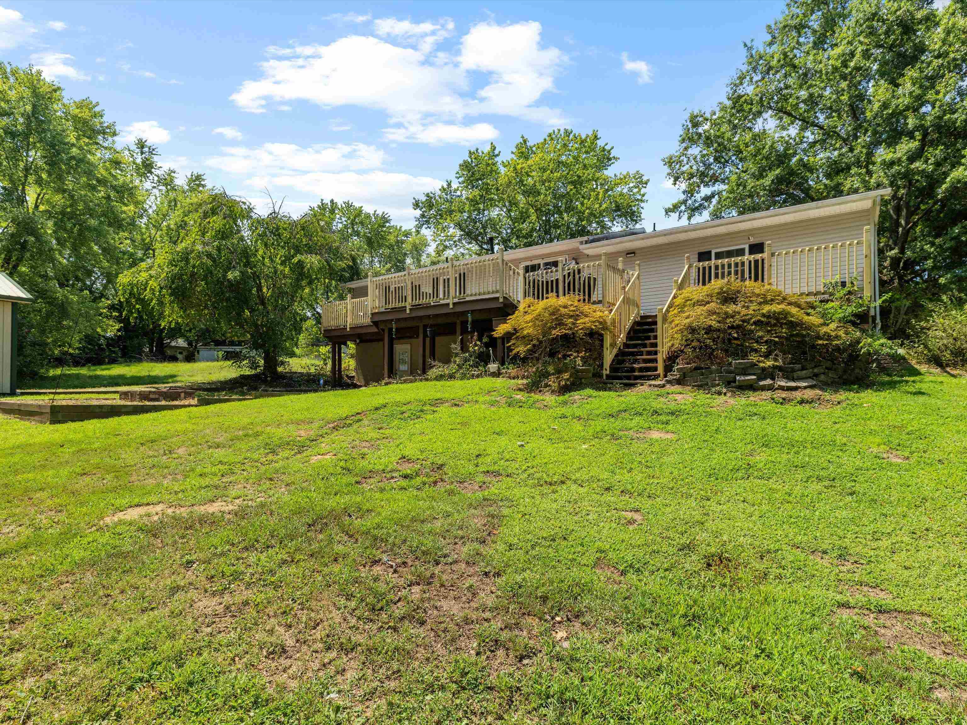 125 Cortez, CHANDLER, Indiana 47610, 5 Bedrooms Bedrooms, ,2 BathroomsBathrooms,Single Family Residence,For Sale,Cortez,92920