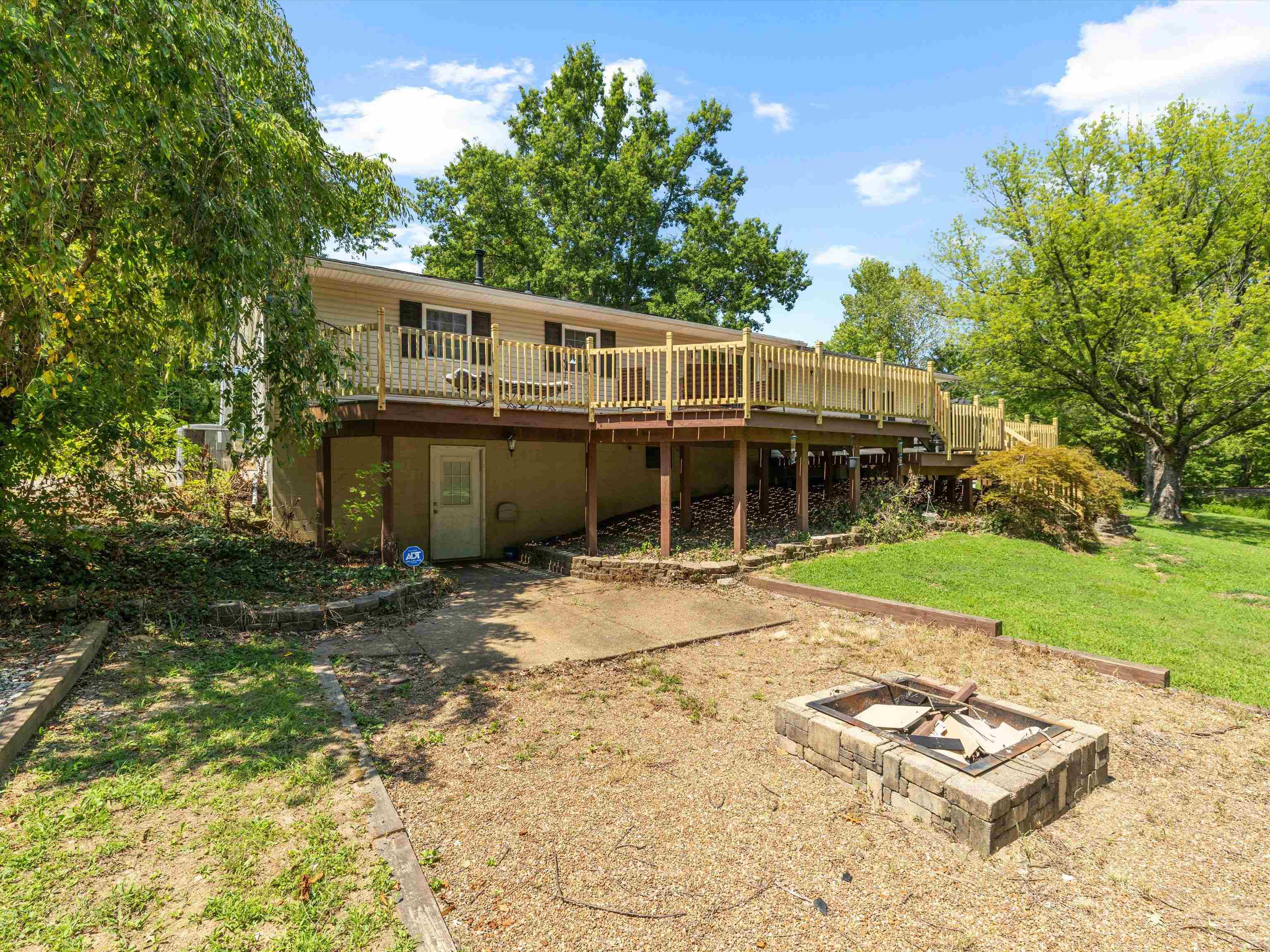125 Cortez, CHANDLER, Indiana 47610, 5 Bedrooms Bedrooms, ,2 BathroomsBathrooms,Single Family Residence,For Sale,Cortez,92920