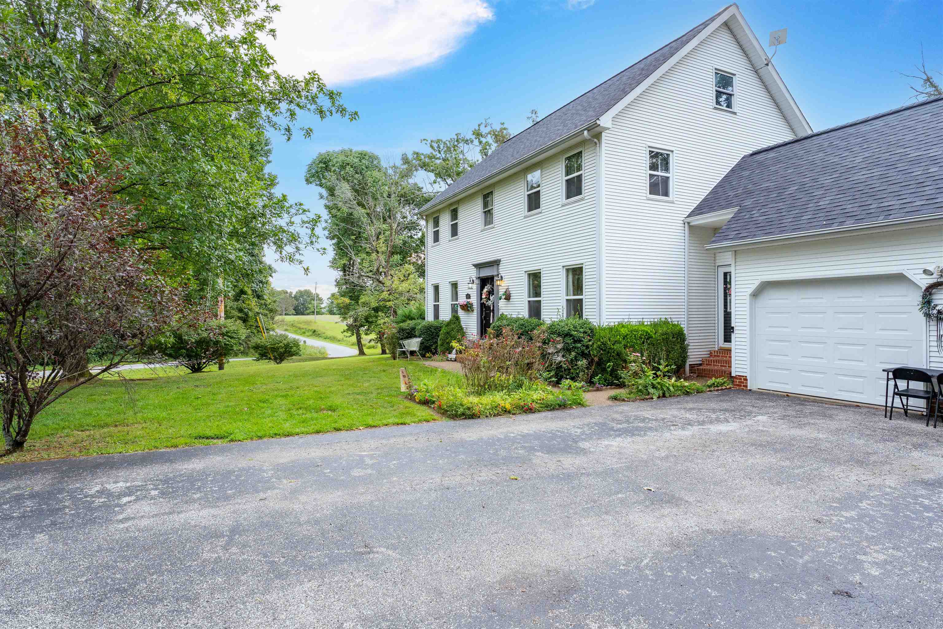 1699 Country Club Lane, Hartford, Kentucky 42347, 4 Bedrooms Bedrooms, ,2 BathroomsBathrooms,Single Family Residence,For Sale,Country Club Lane,92927