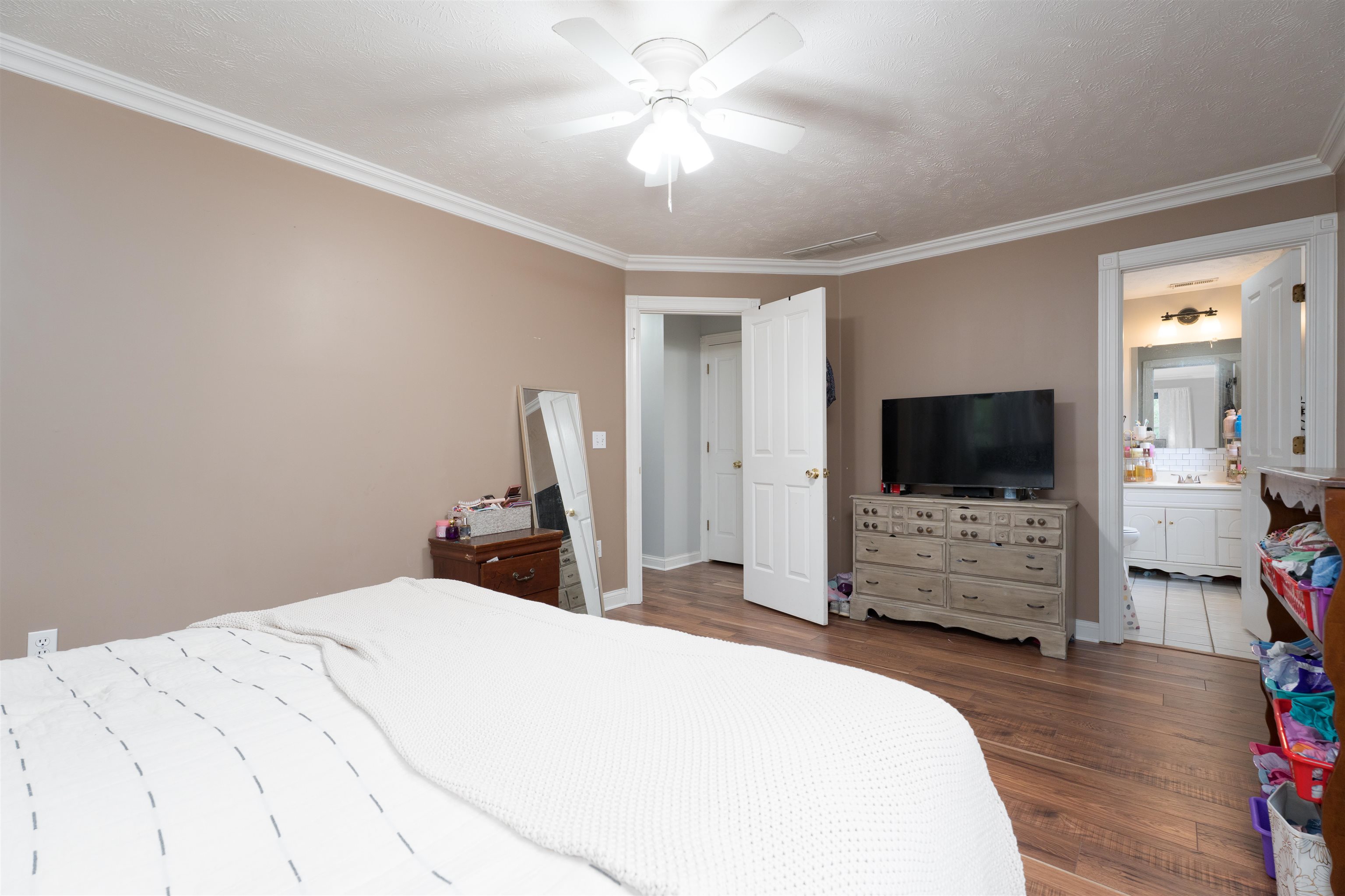 1699 Country Club Lane, Hartford, Kentucky 42347, 4 Bedrooms Bedrooms, ,2 BathroomsBathrooms,Single Family Residence,For Sale,Country Club Lane,92927