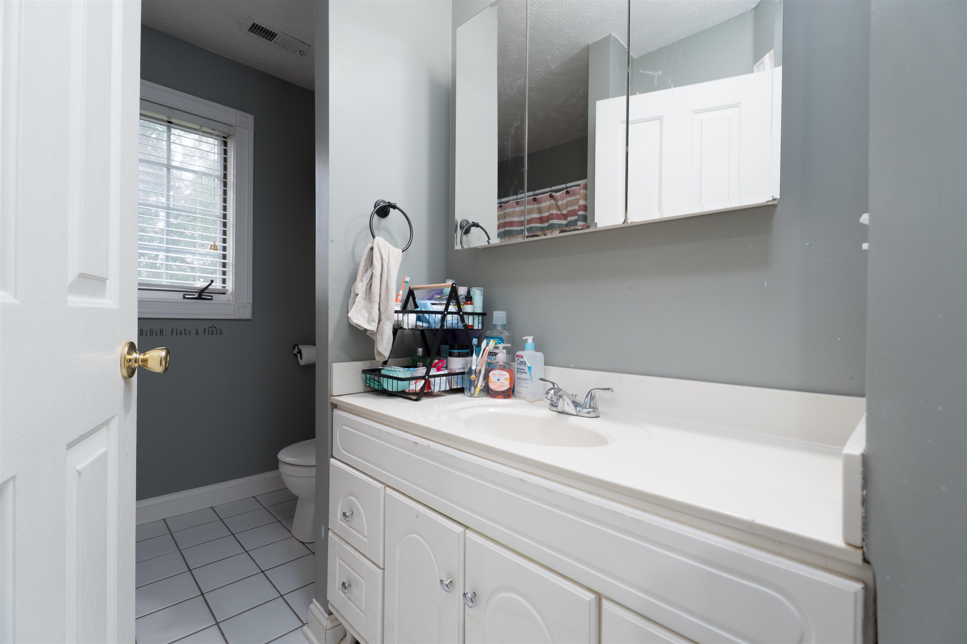 1699 Country Club Lane, Hartford, Kentucky 42347, 4 Bedrooms Bedrooms, ,2 BathroomsBathrooms,Single Family Residence,For Sale,Country Club Lane,92927