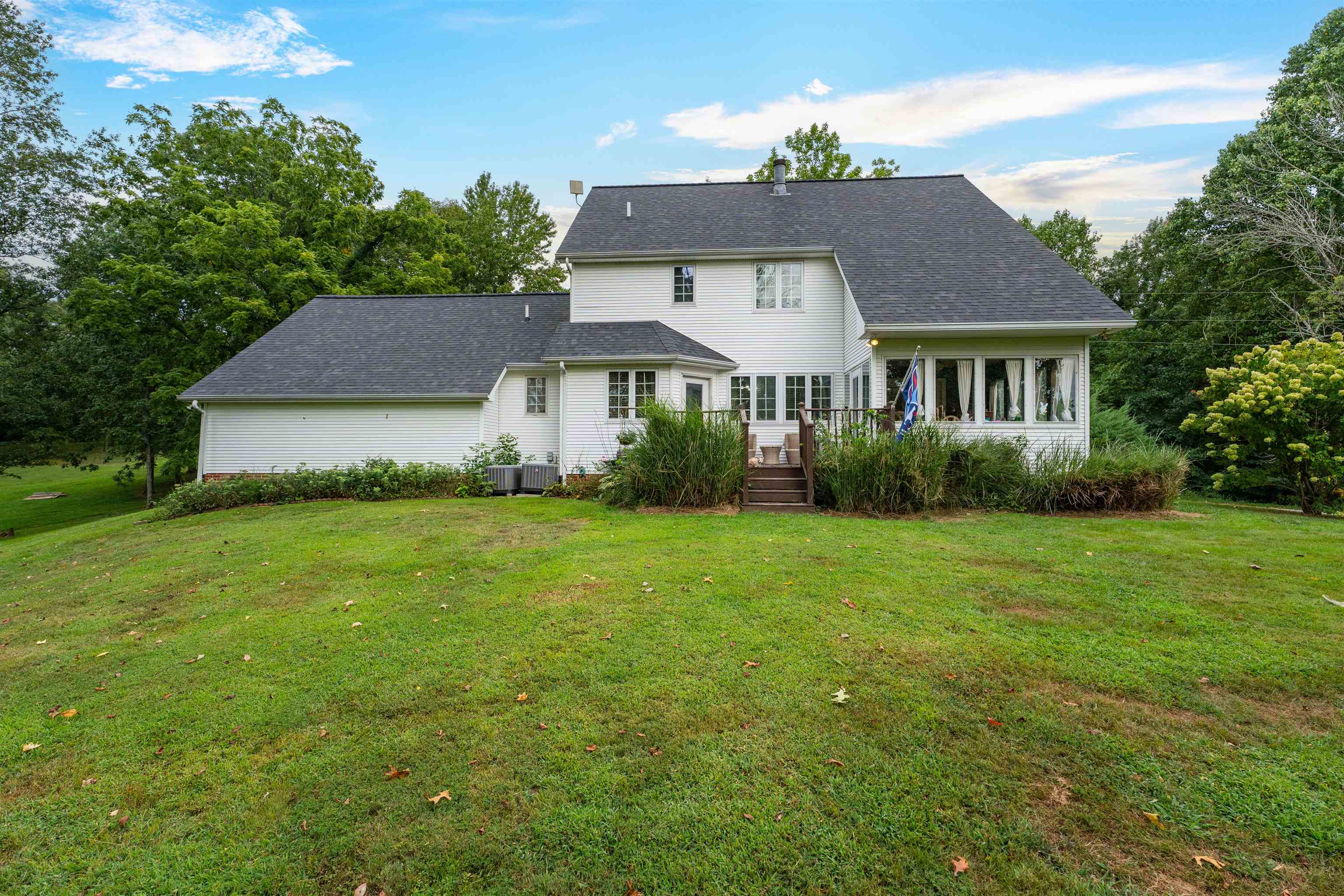 1699 Country Club Lane, Hartford, Kentucky 42347, 4 Bedrooms Bedrooms, ,2 BathroomsBathrooms,Single Family Residence,For Sale,Country Club Lane,92927