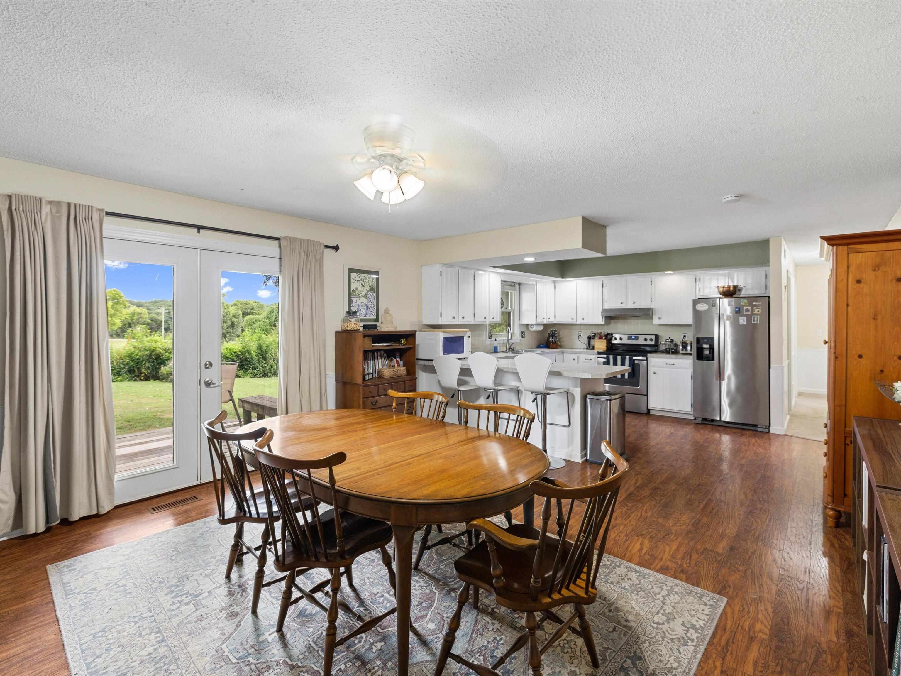 1036 Ernest Ln, Henderson, Kentucky 42420, 3 Bedrooms Bedrooms, ,1 BathroomBathrooms,Ranch,For Sale,Ernest Ln,92928